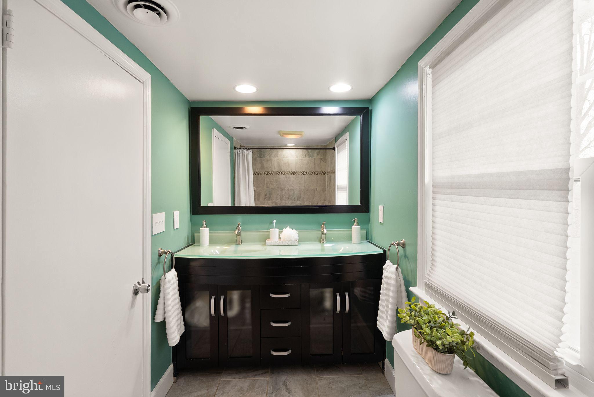 AURORA HILLS - Residential