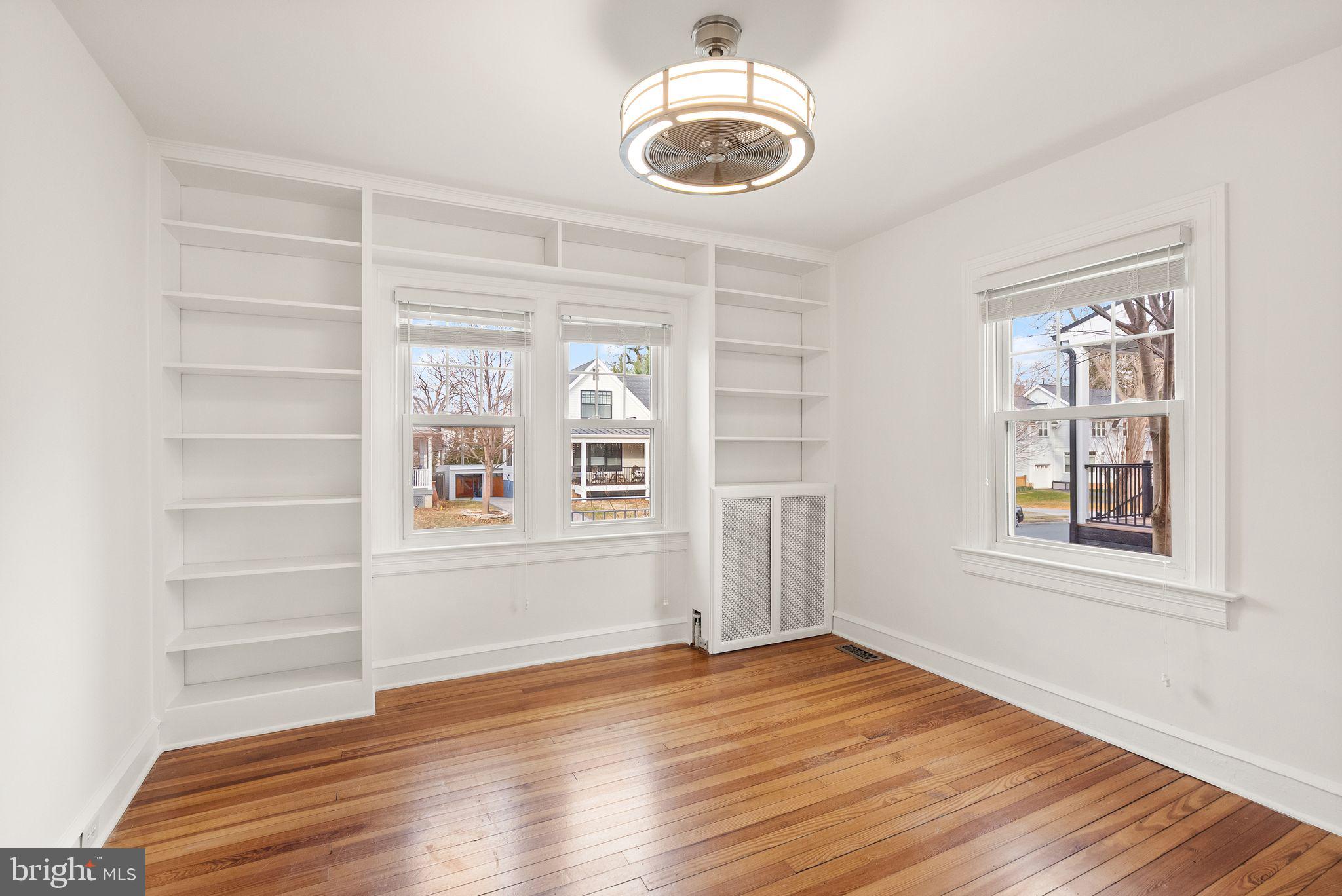 AURORA HILLS - Residential