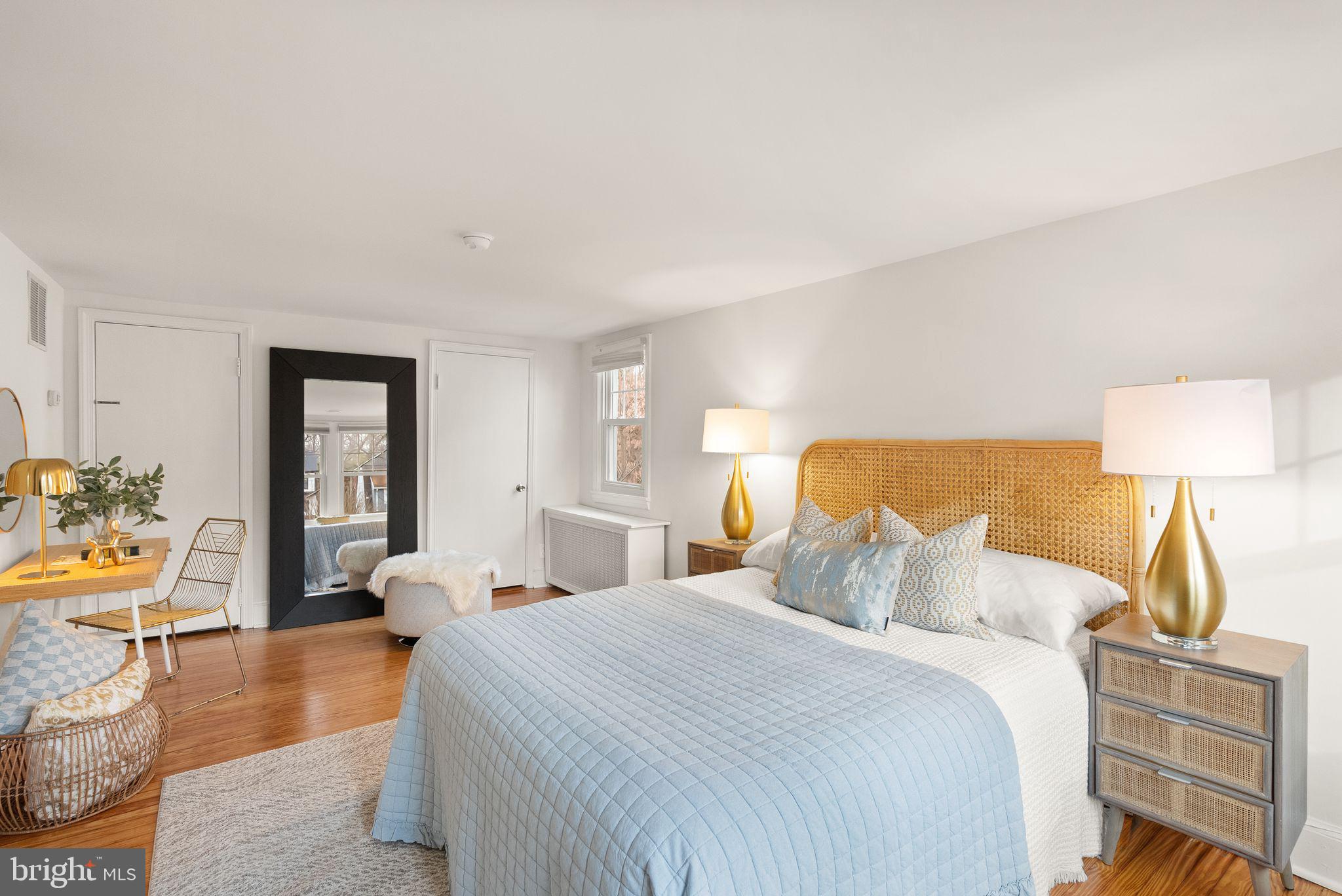 AURORA HILLS - Residential