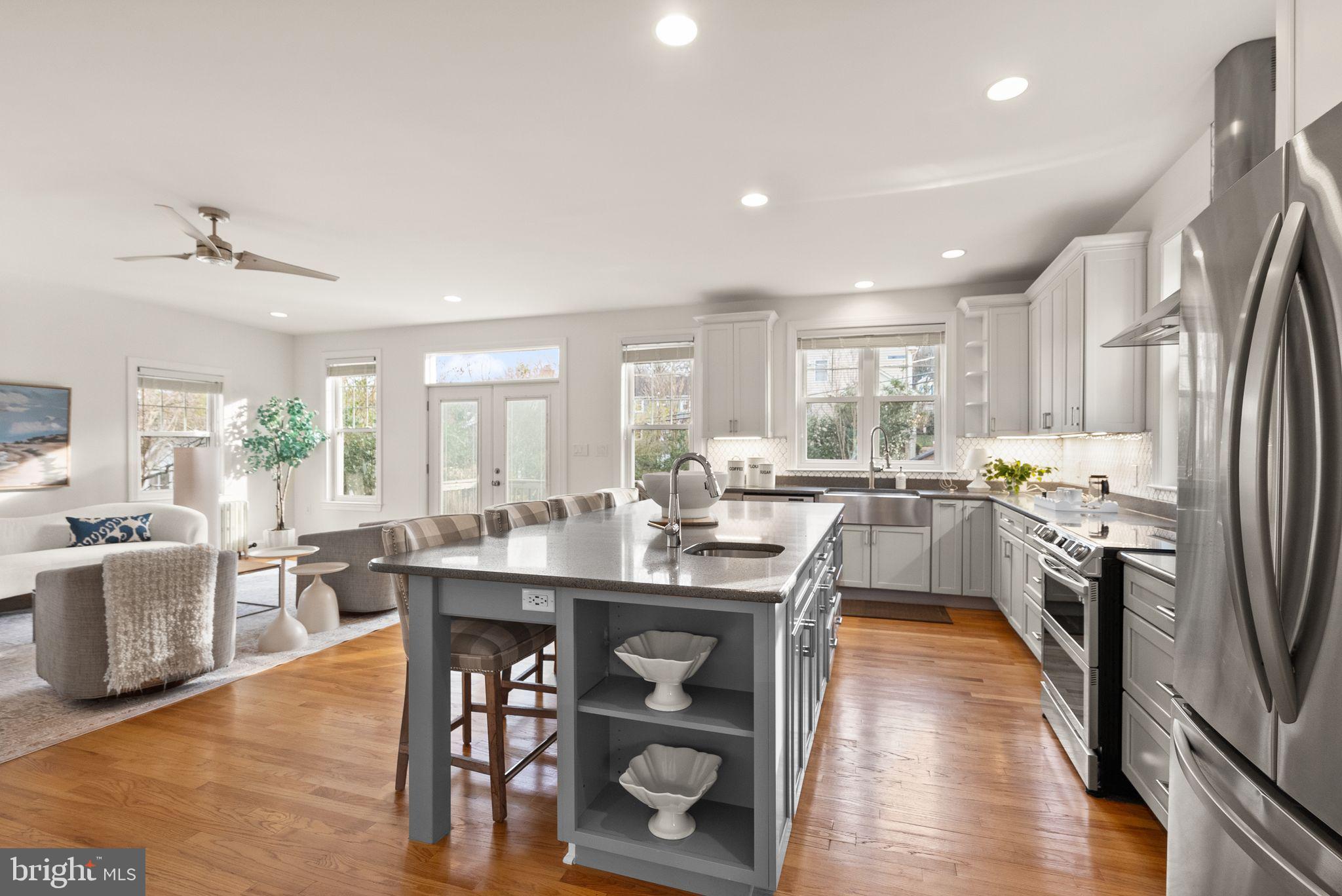 AURORA HILLS - Residential