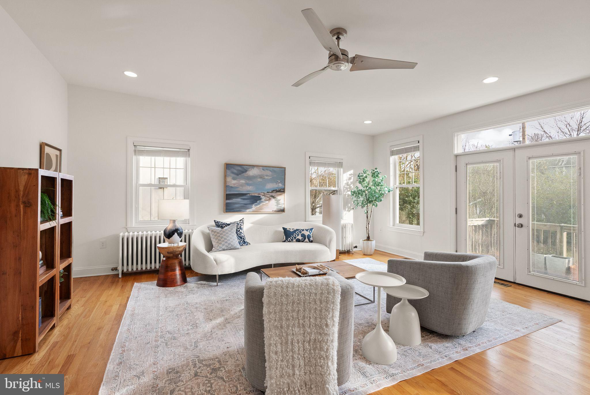 AURORA HILLS - Residential