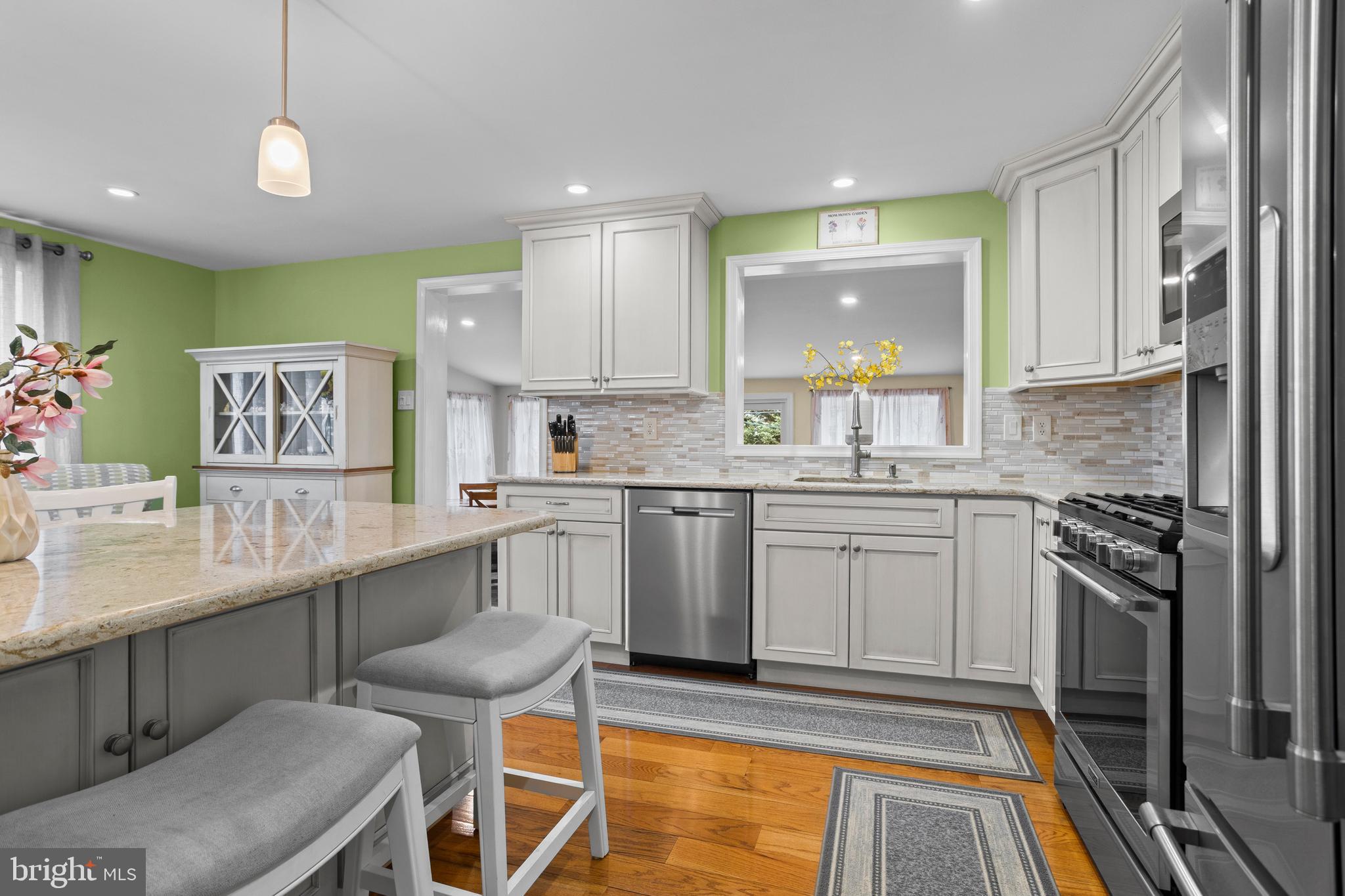 MARY DELL FARMS - Residential