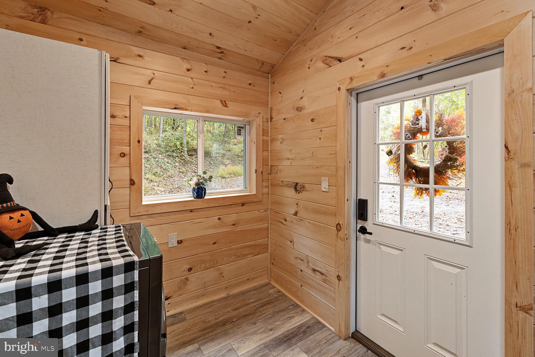 SUNDANCE RETREAT - Residential