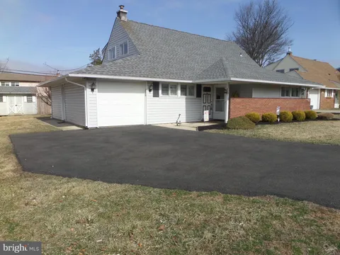 21 Hawk Road, Levittown, PA 19056 - MLS#: PABU2089568