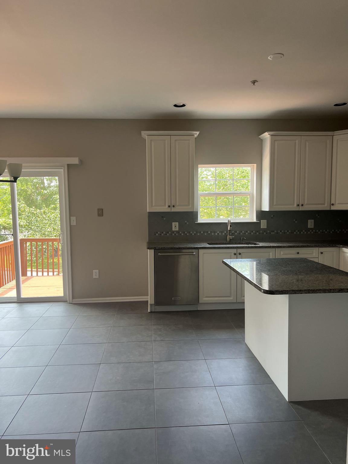 DEER CREEK - Residential Lease