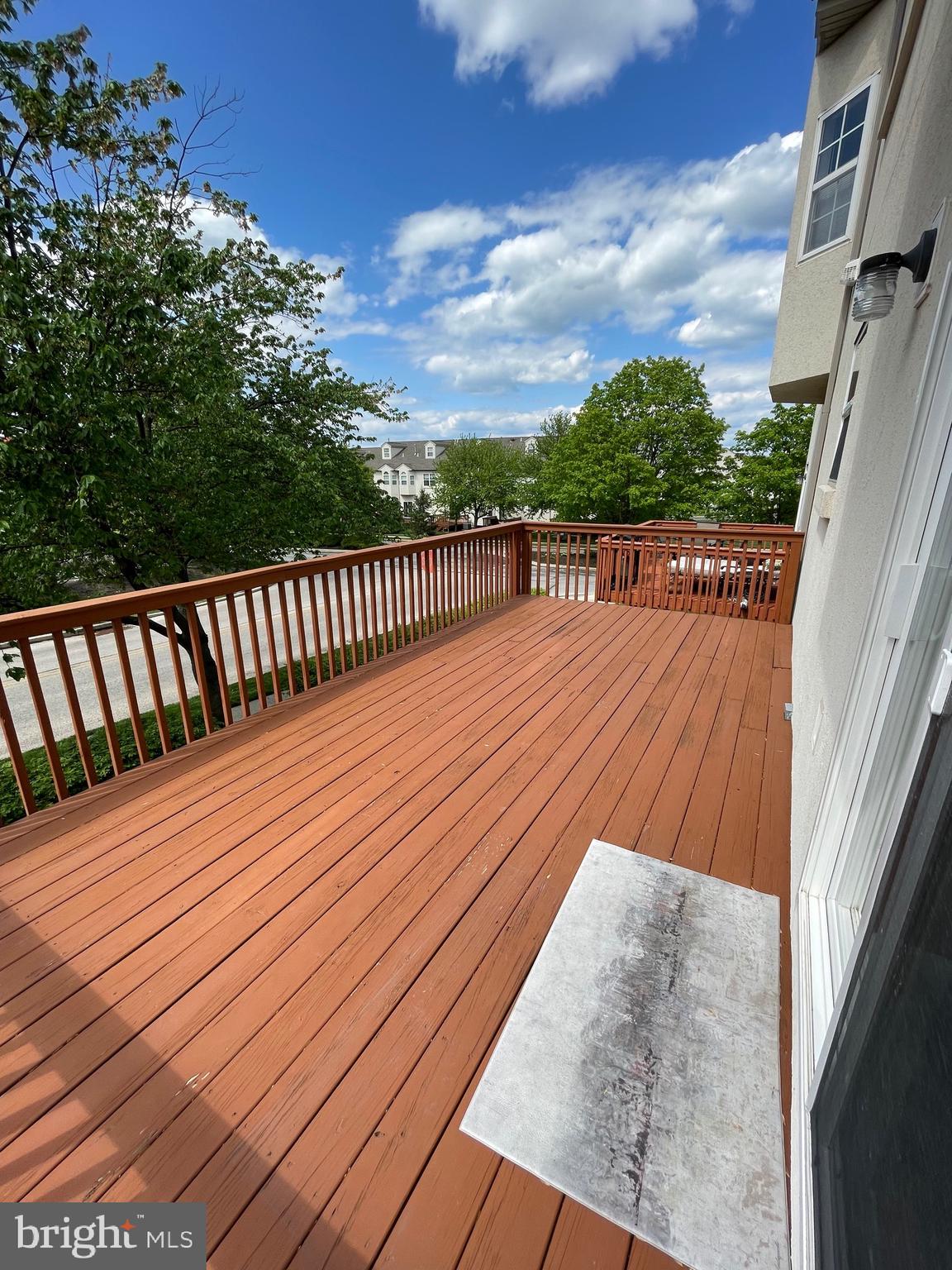 DEER CREEK - Residential Lease