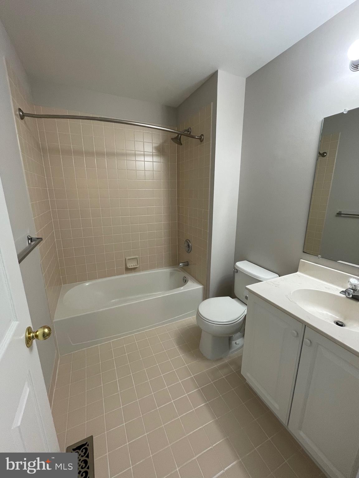 DEER CREEK - Residential Lease