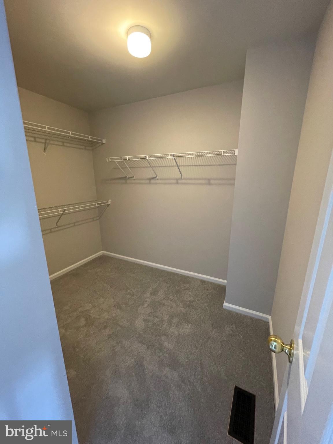 DEER CREEK - Residential Lease