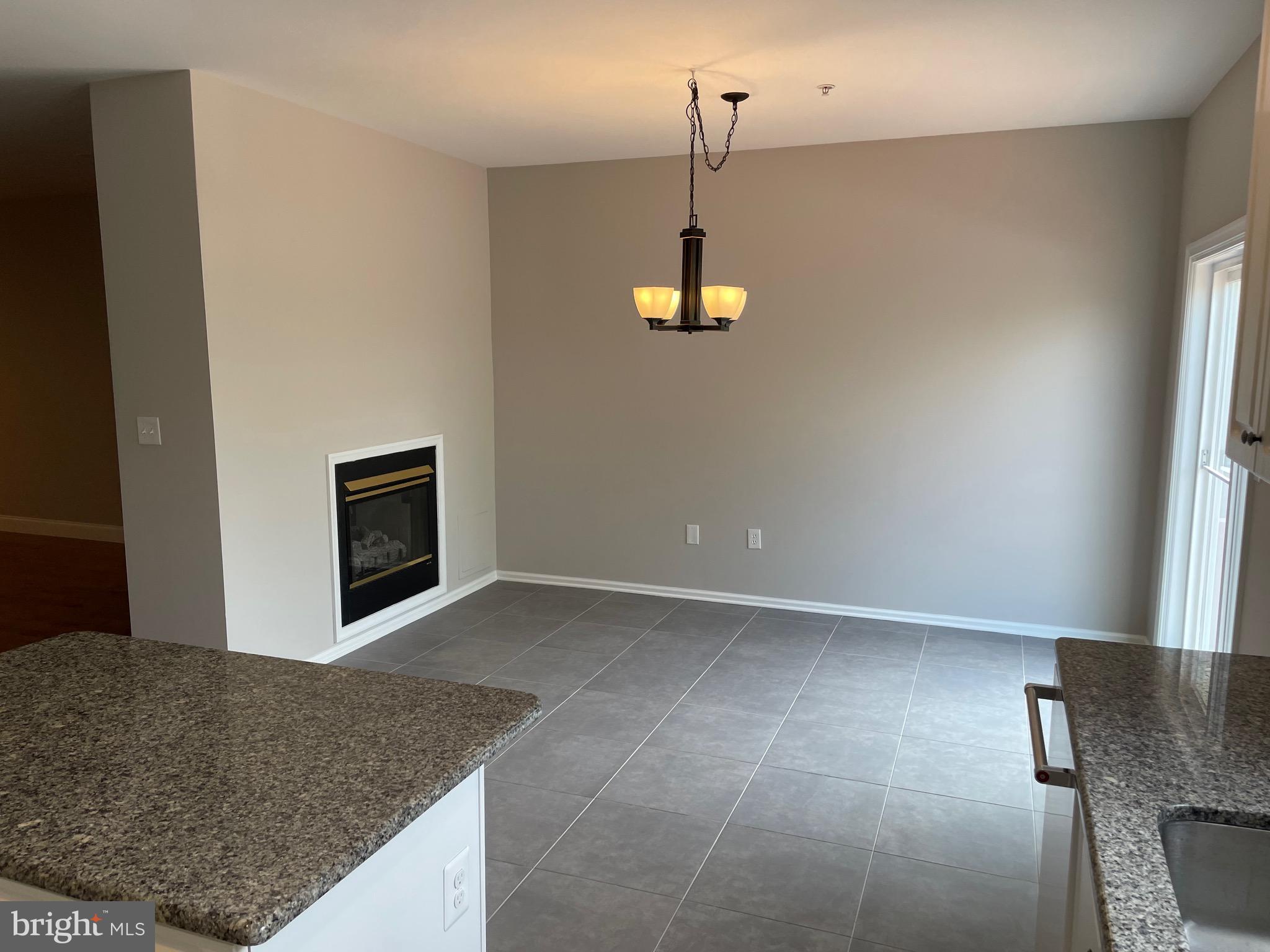 DEER CREEK - Residential Lease