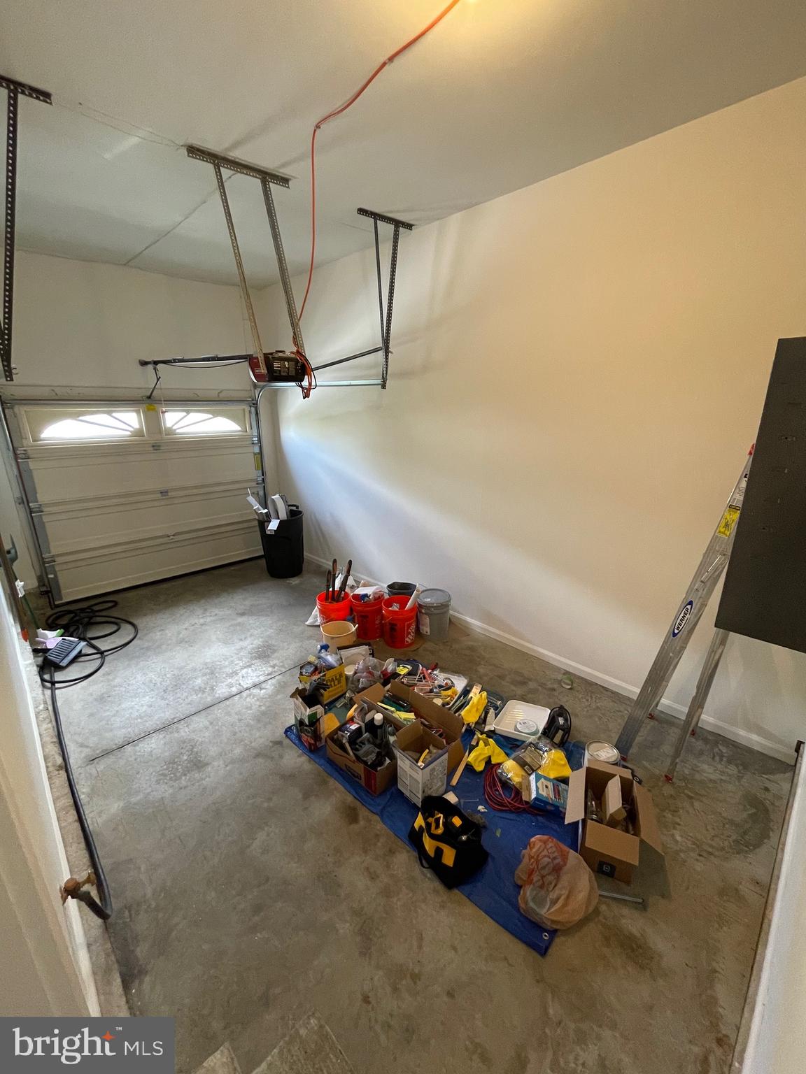 DEER CREEK - Residential Lease