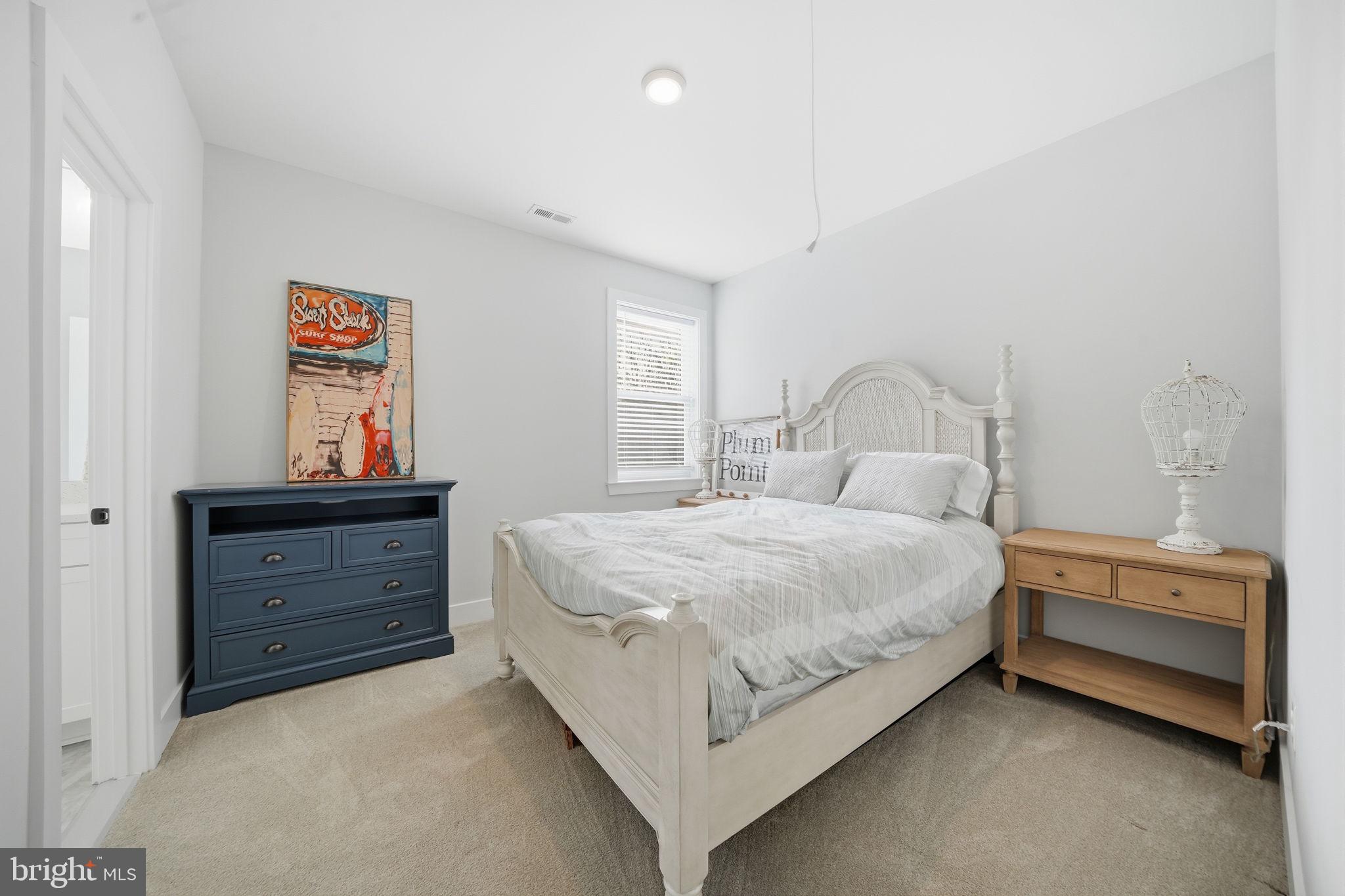 TRITON COMMONS - Residential