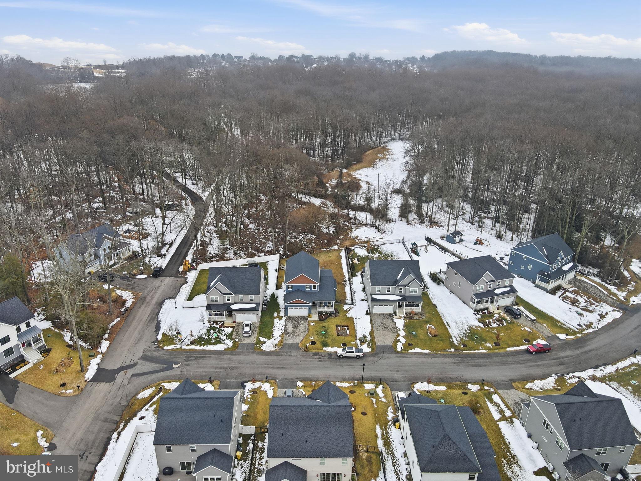 TRITON COMMONS - Residential