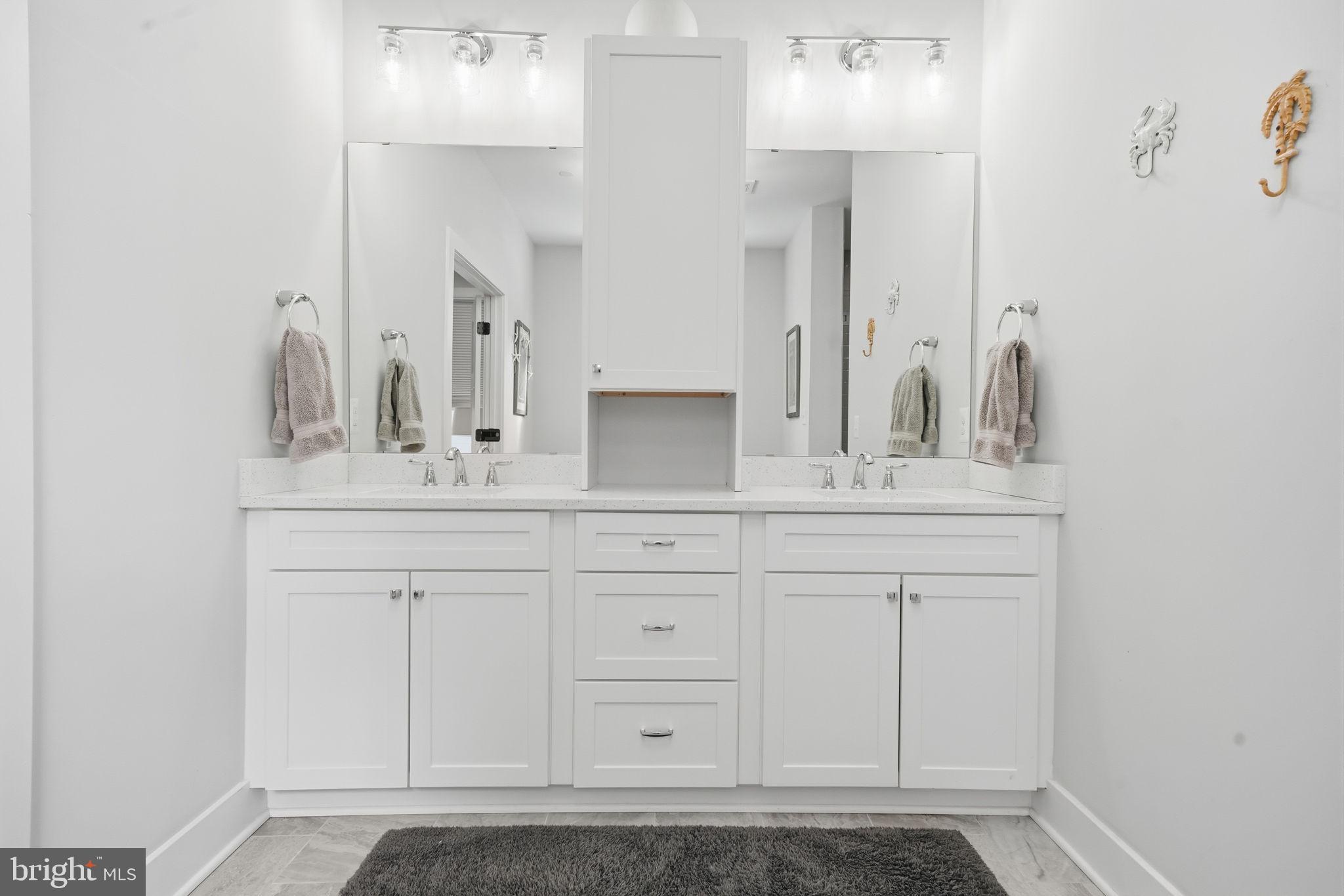 TRITON COMMONS - Residential