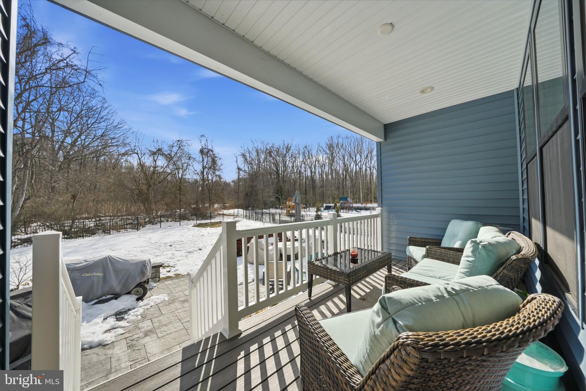 TRITON COMMONS - Residential