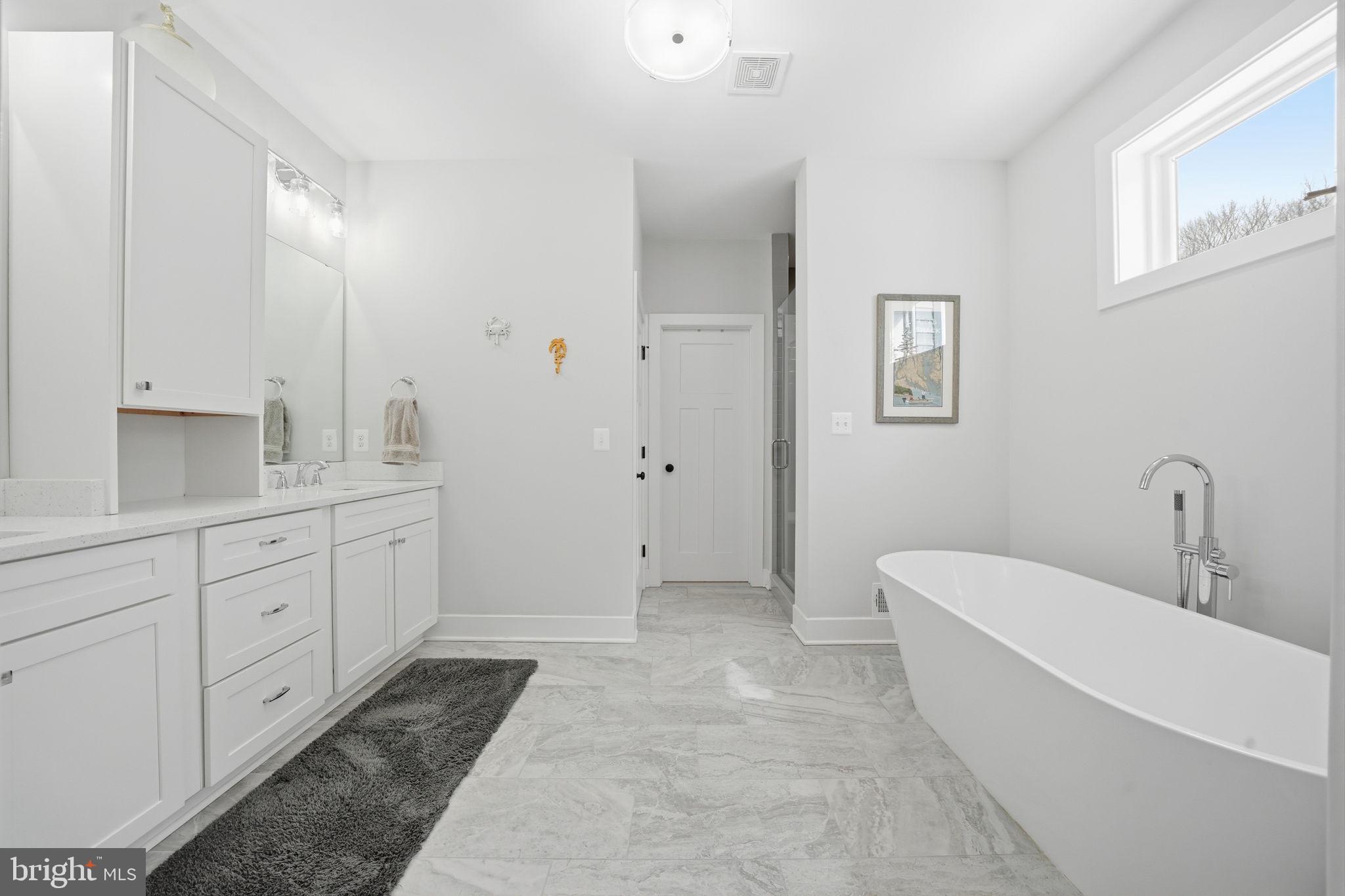 TRITON COMMONS - Residential