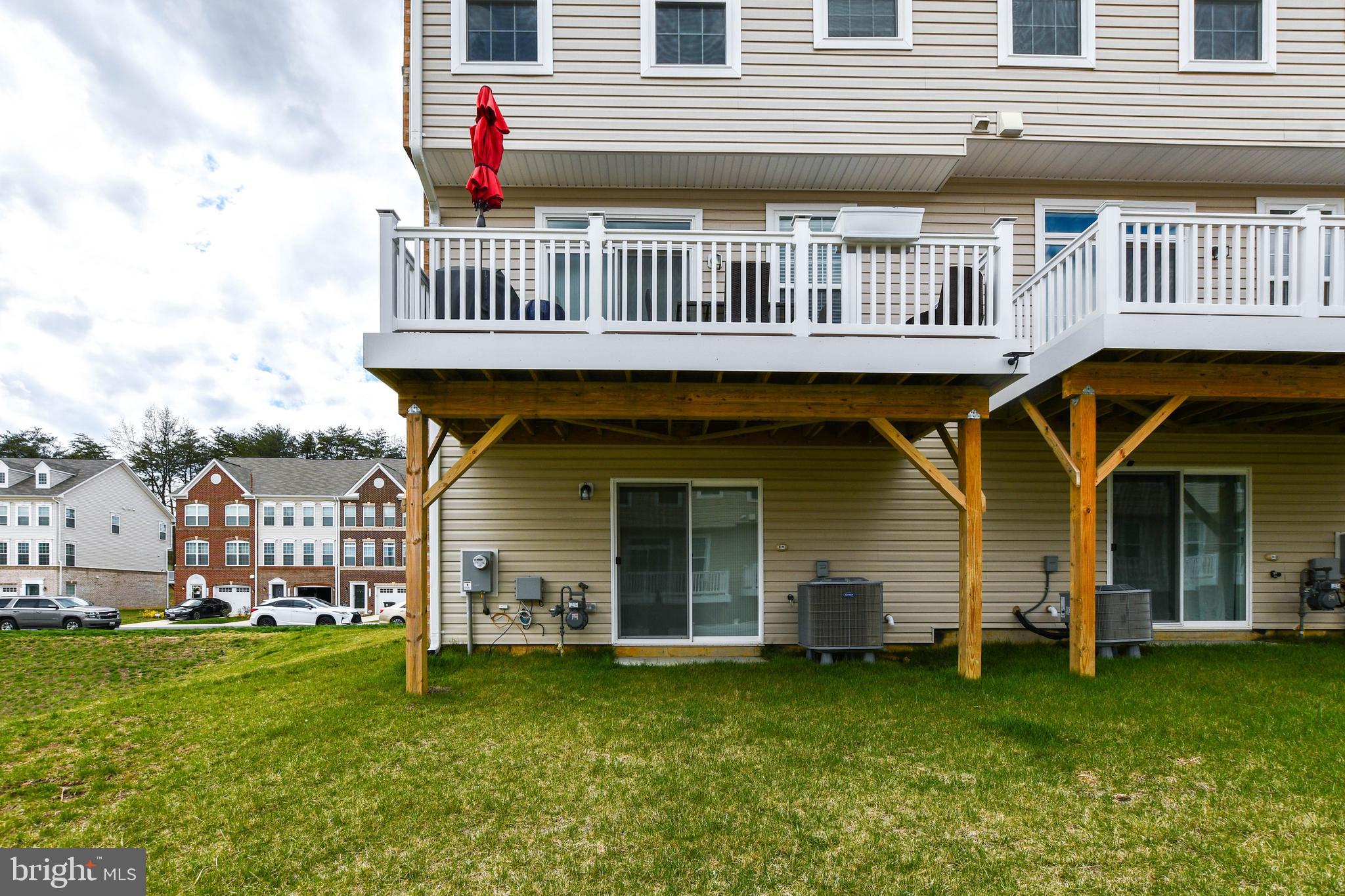 SMITH HOME FARM - Residential