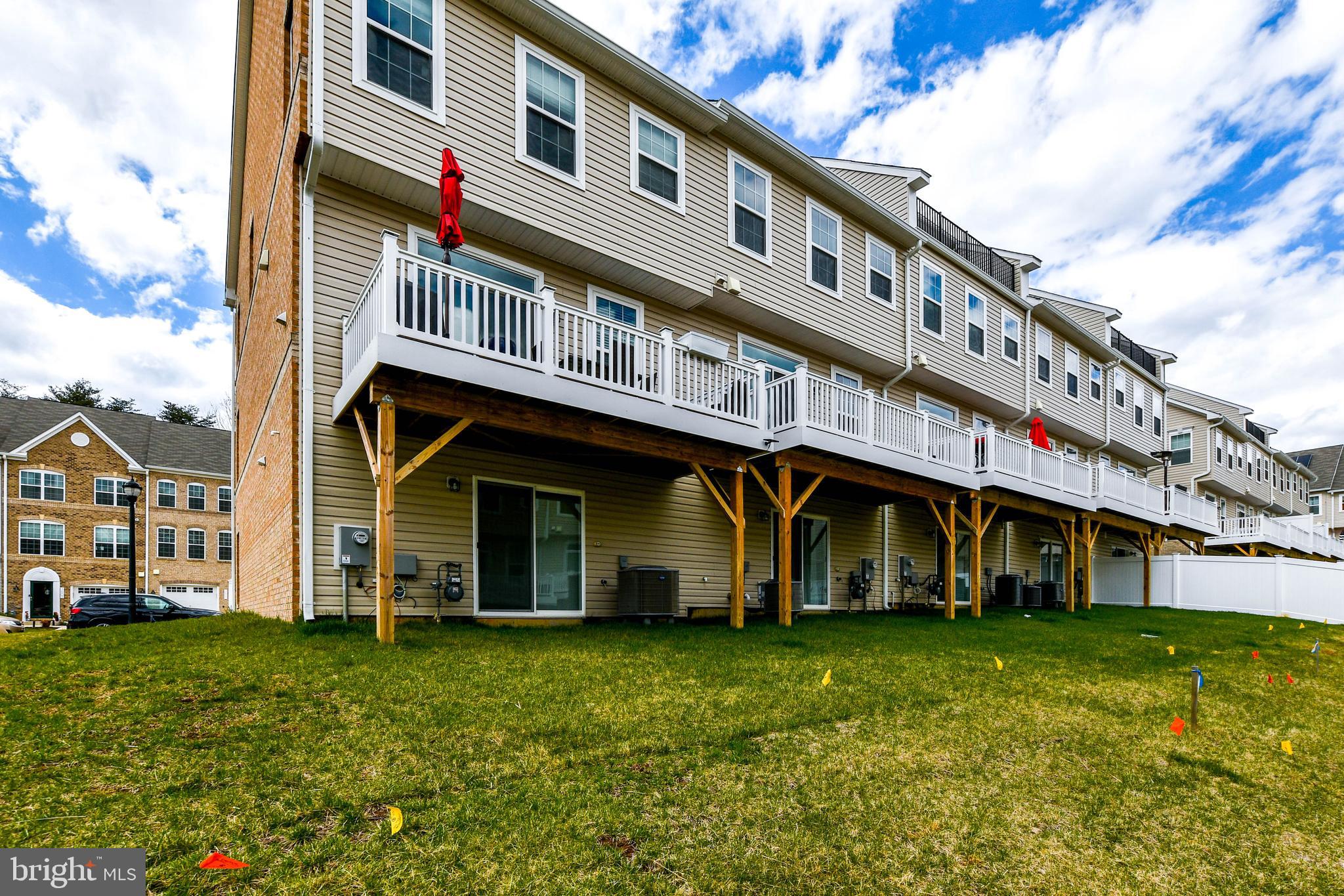 SMITH HOME FARM - Residential