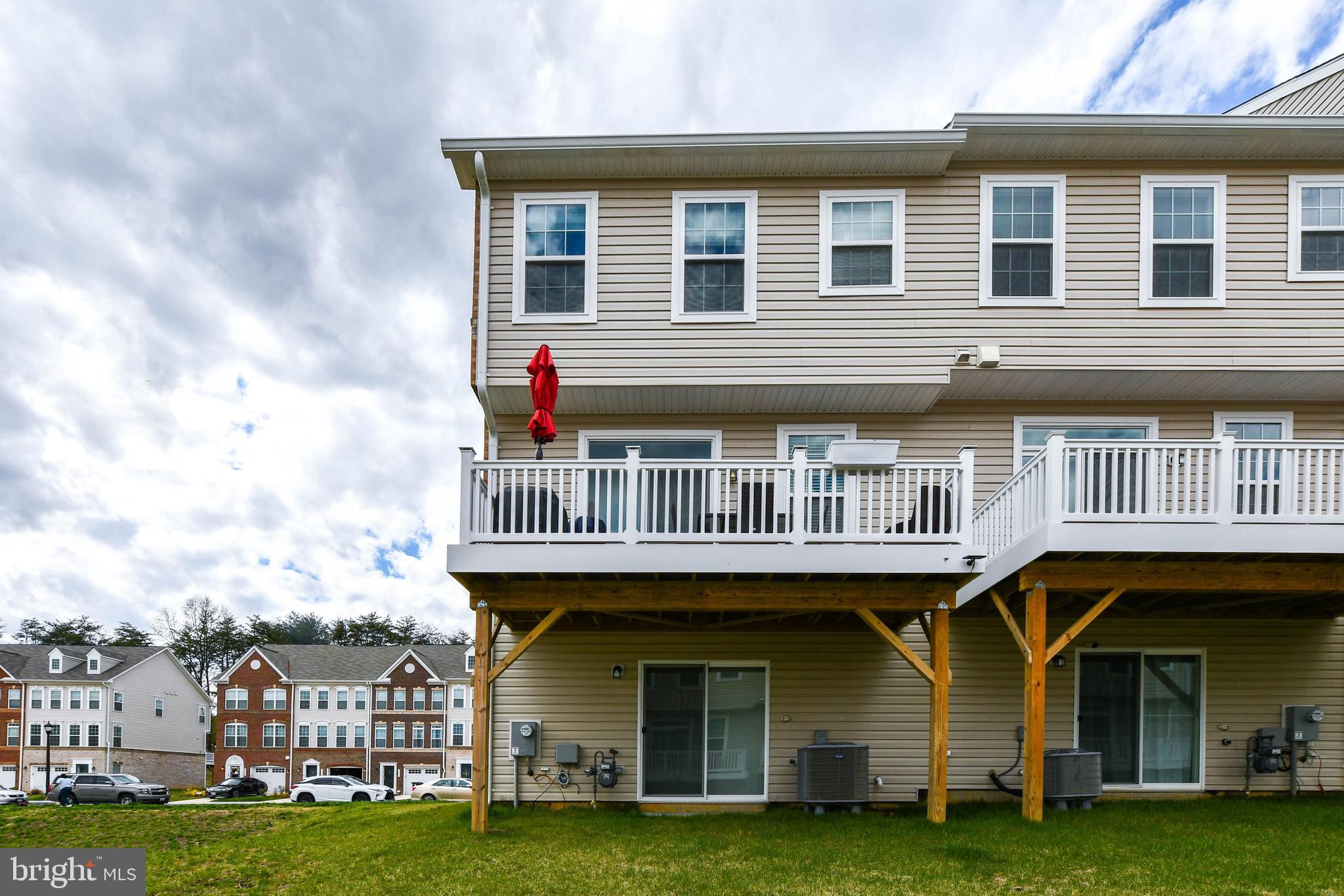 SMITH HOME FARM - Residential