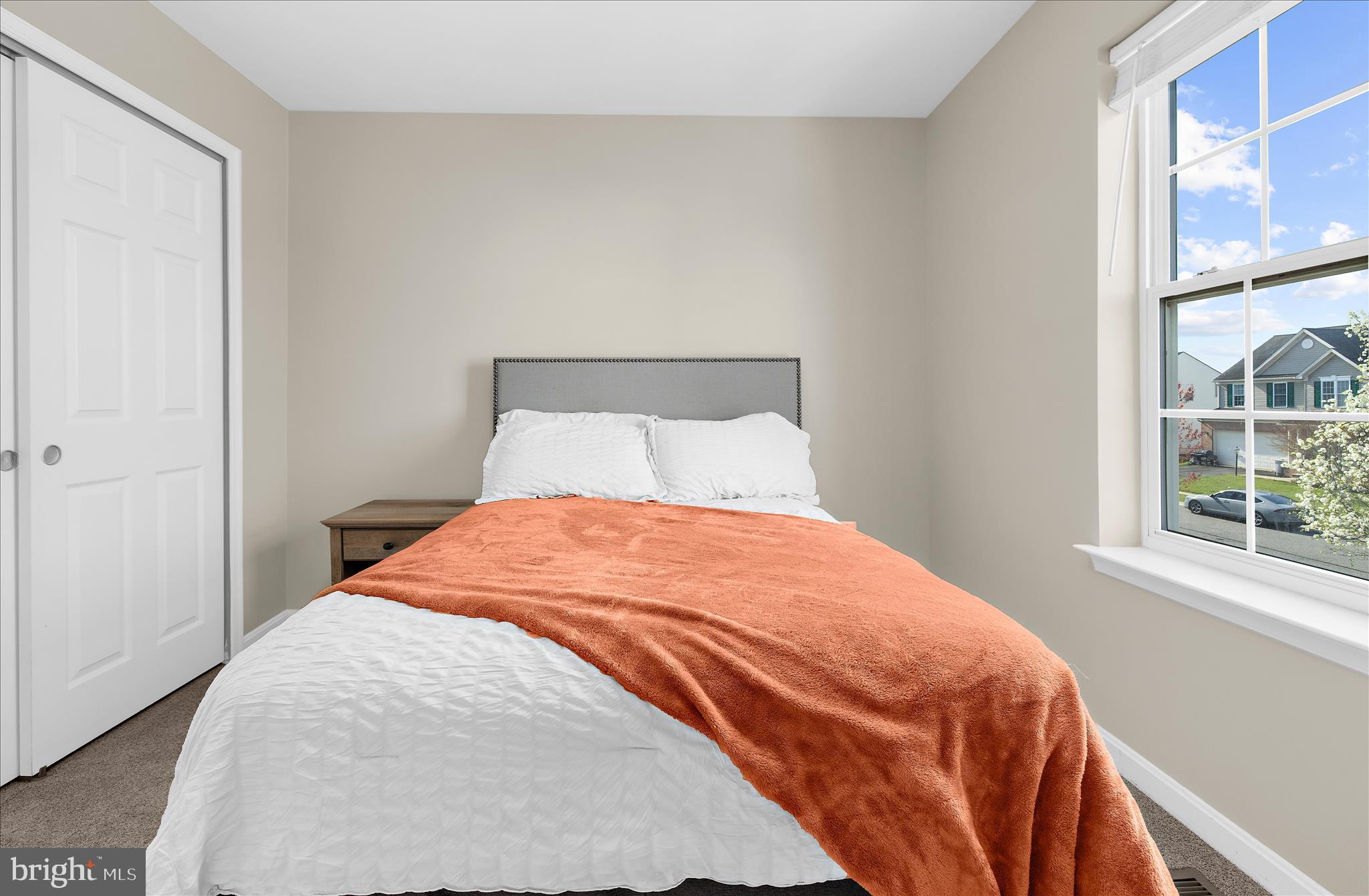 NORTH BROOK - Residential