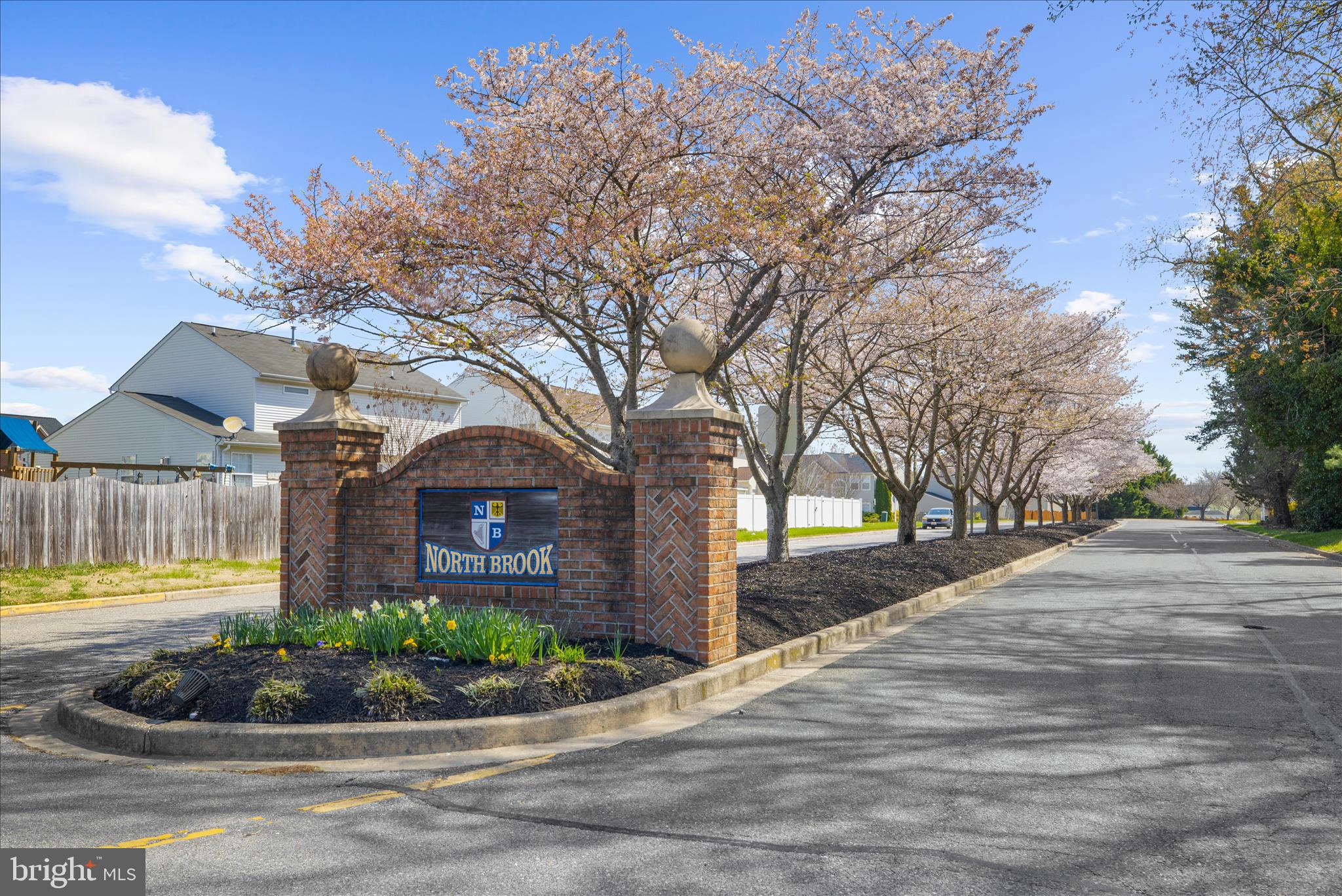 NORTH BROOK - Residential