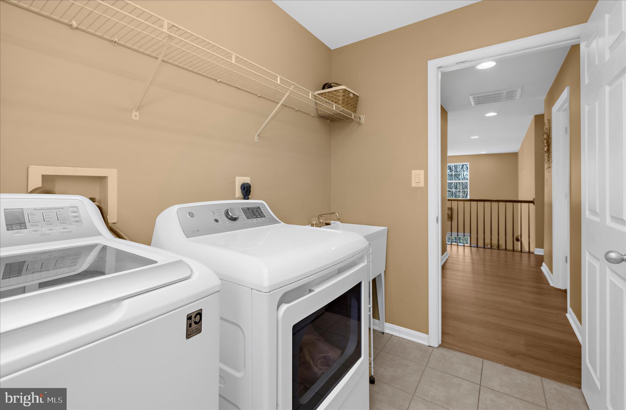 NORTH BROOK - Residential