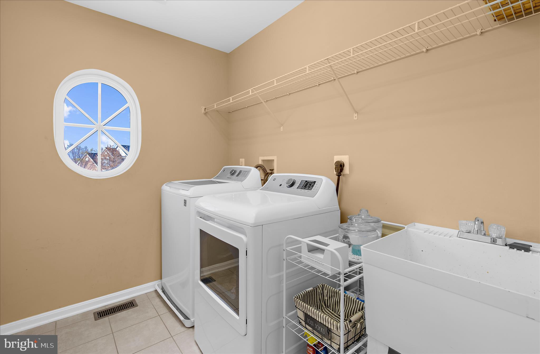 NORTH BROOK - Residential