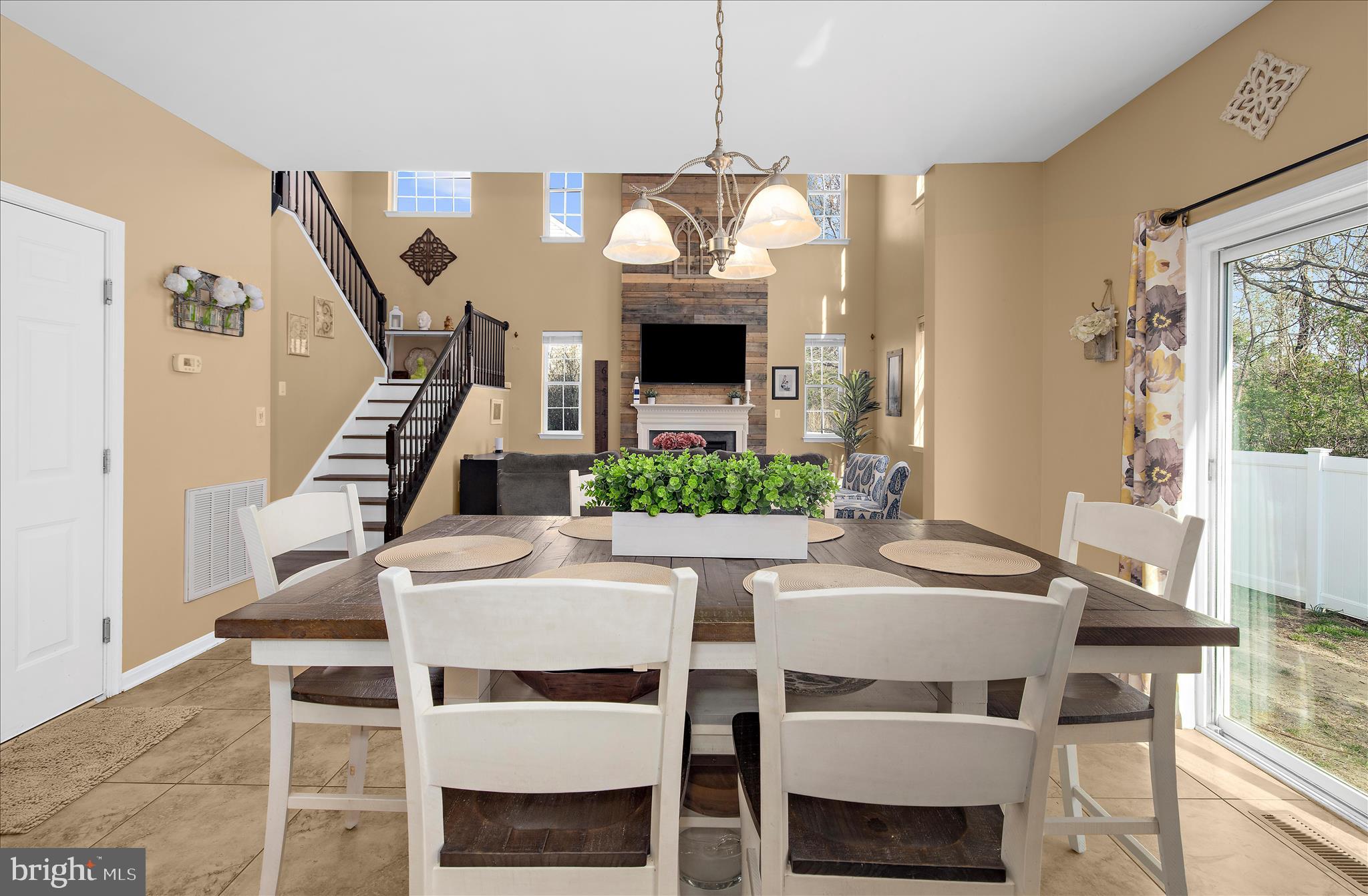 NORTH BROOK - Residential