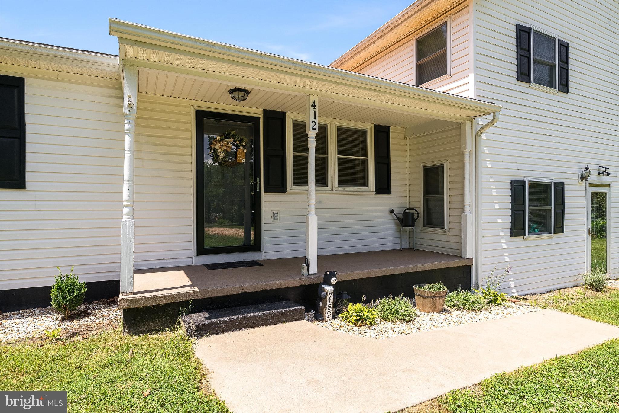 412 TRAYFOOT ROAD