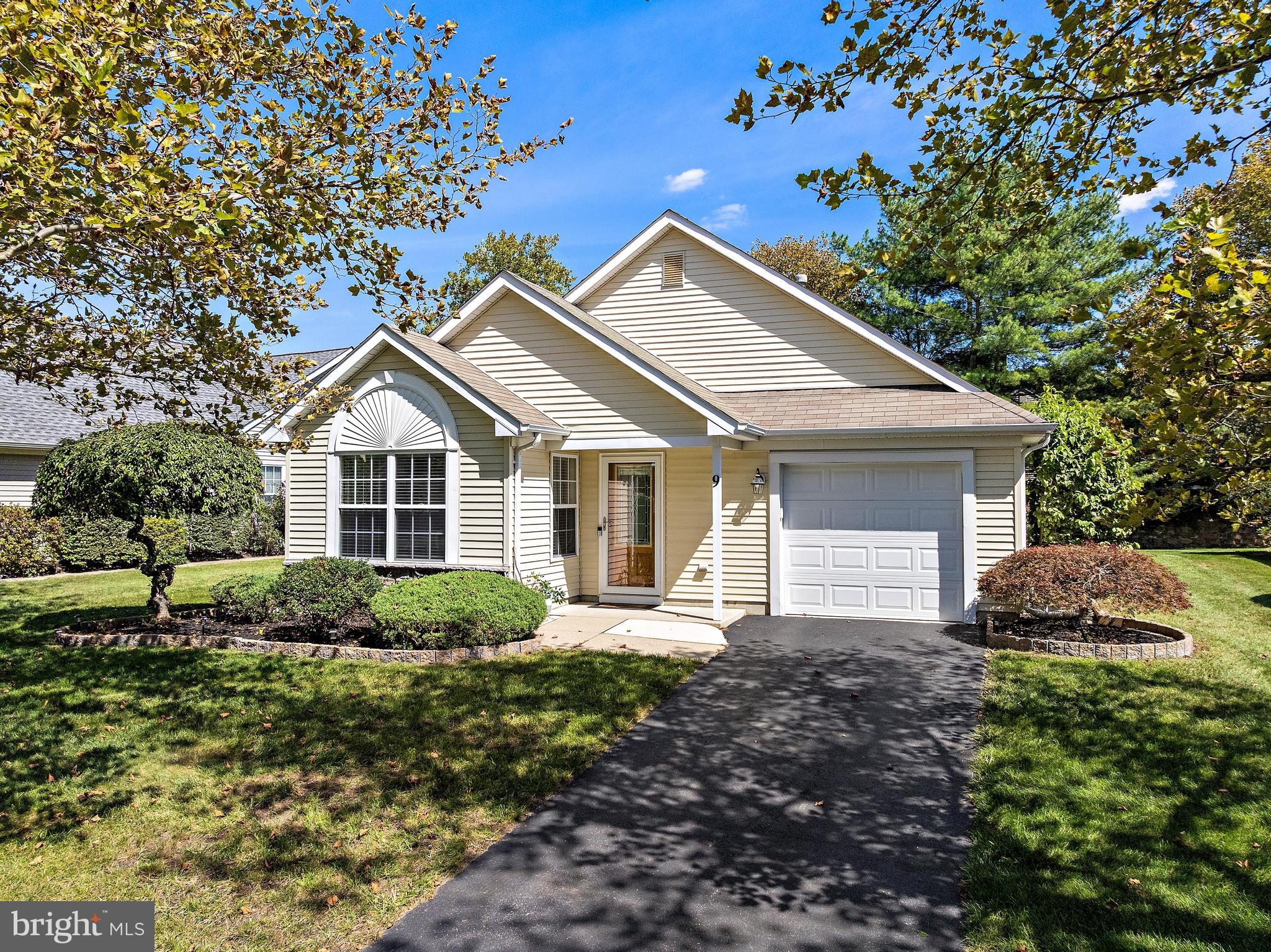 9 SKYLARK LANE