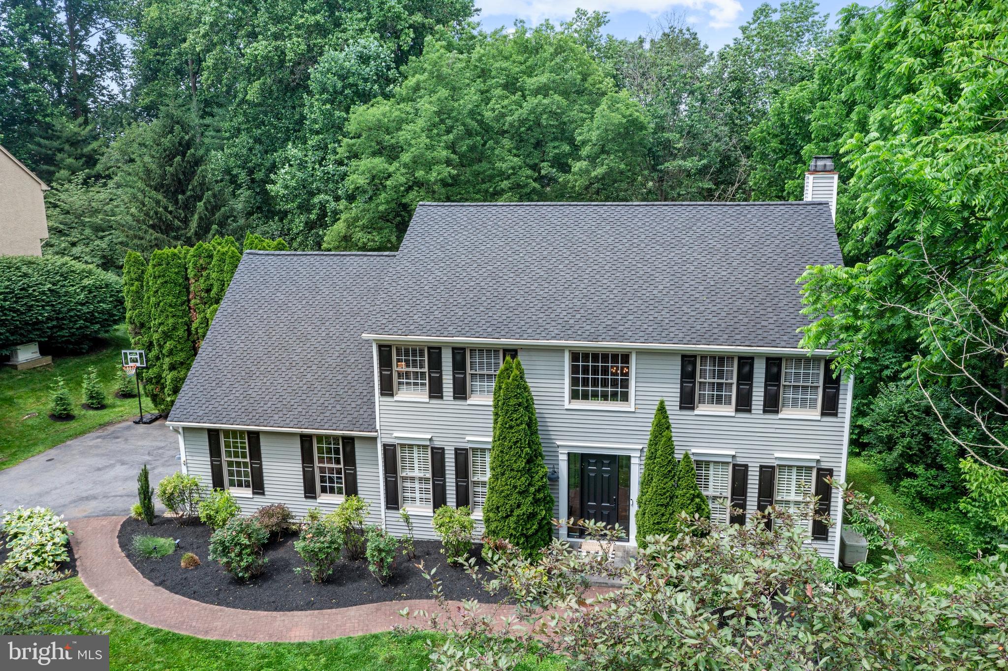 427 BUTTONWOOD ROAD