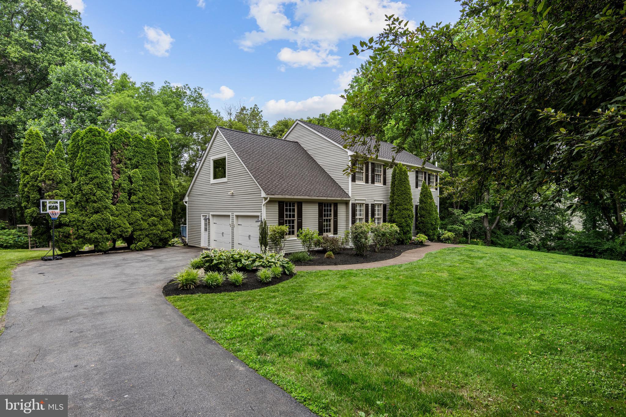 427 BUTTONWOOD ROAD