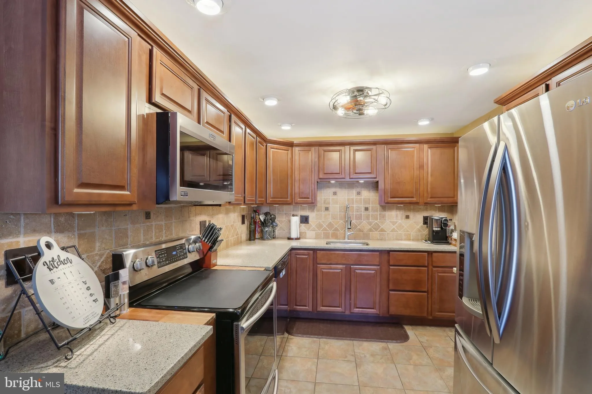 Somerdale, New Jersey 08083, United States, 4 Bedrooms Bedrooms, ,3 BathroomsBathrooms,Residential,Active,108509