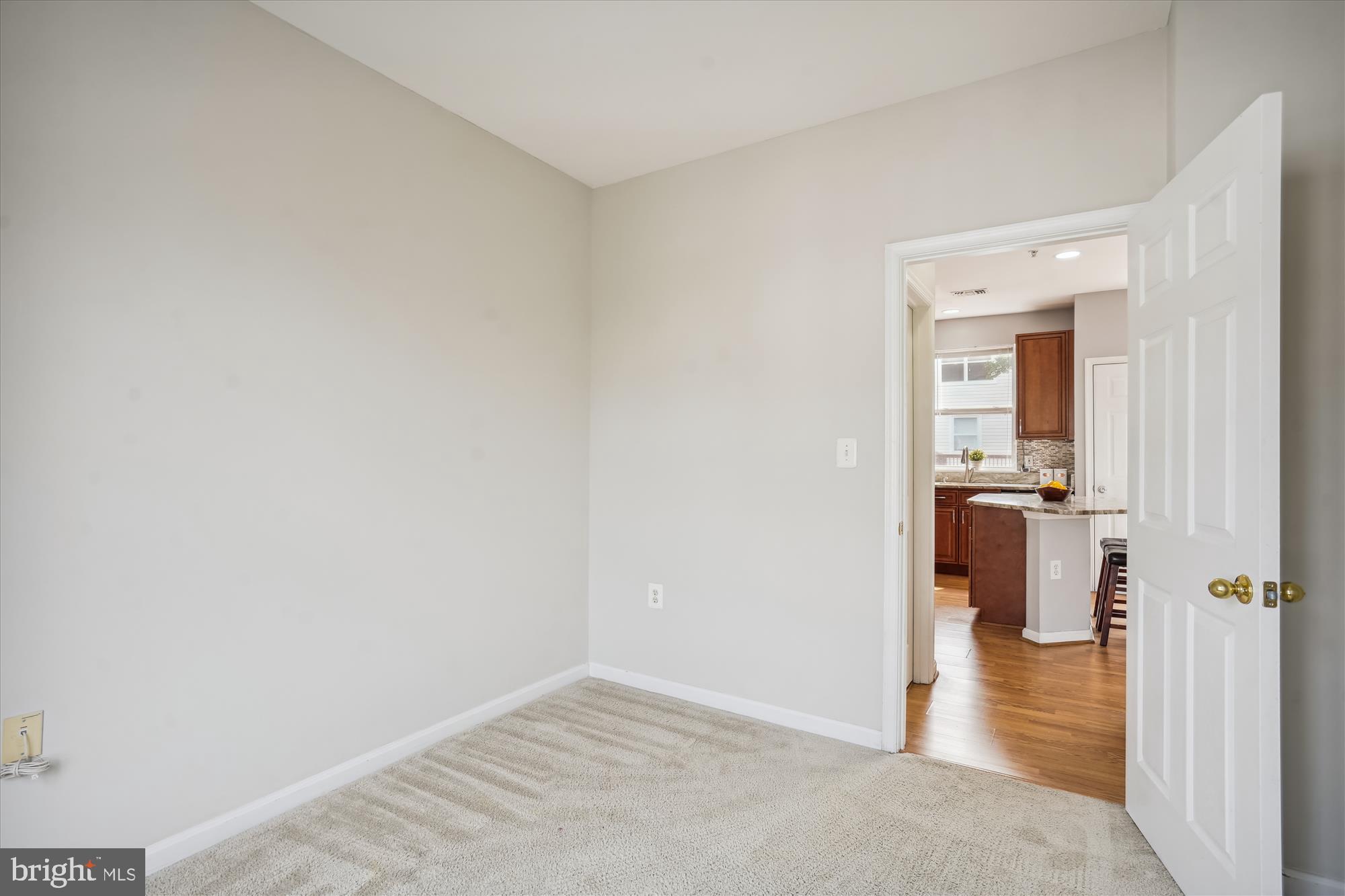 PARKSIDE AT ASHBURN - Residential