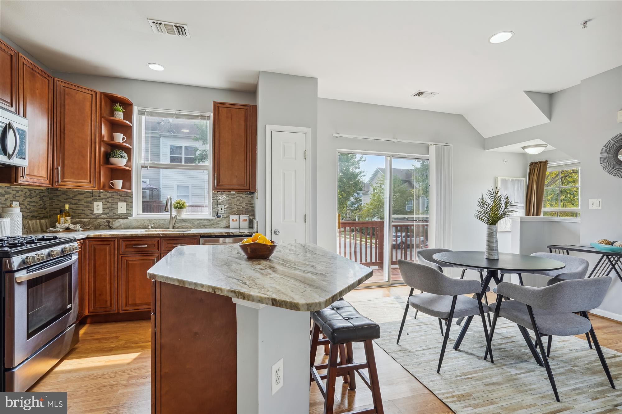 PARKSIDE AT ASHBURN - Residential