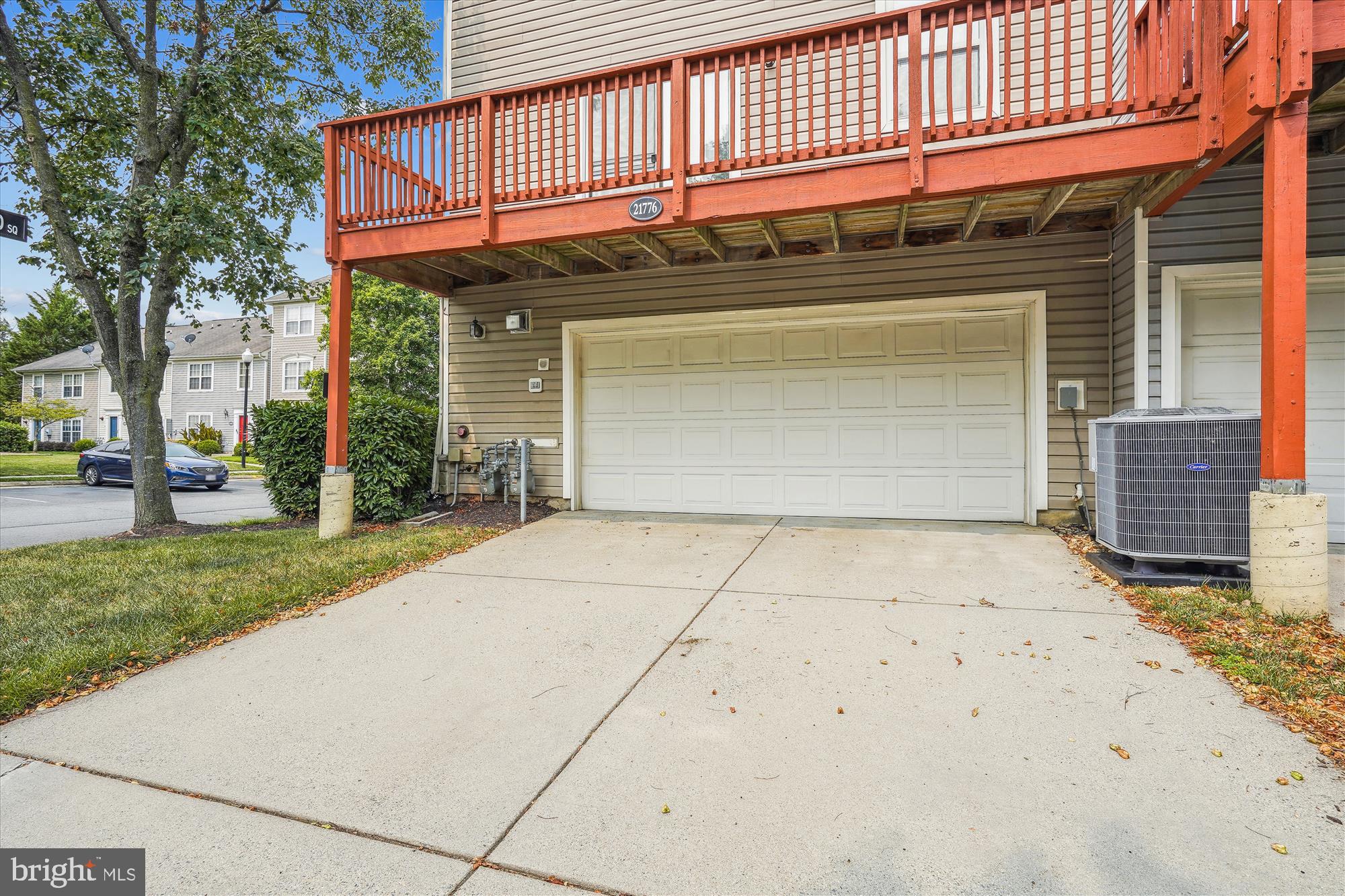 PARKSIDE AT ASHBURN - Residential