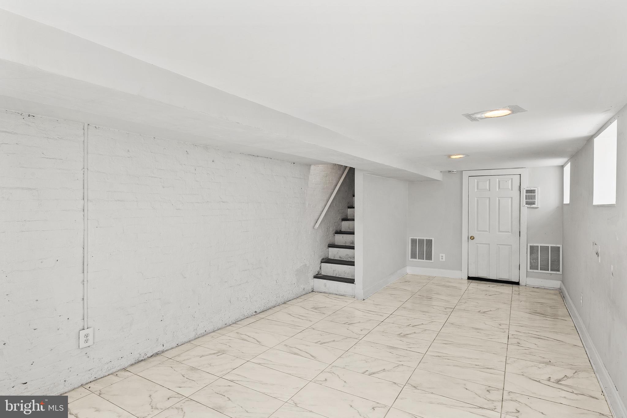 MADISON EASTEND - Residential