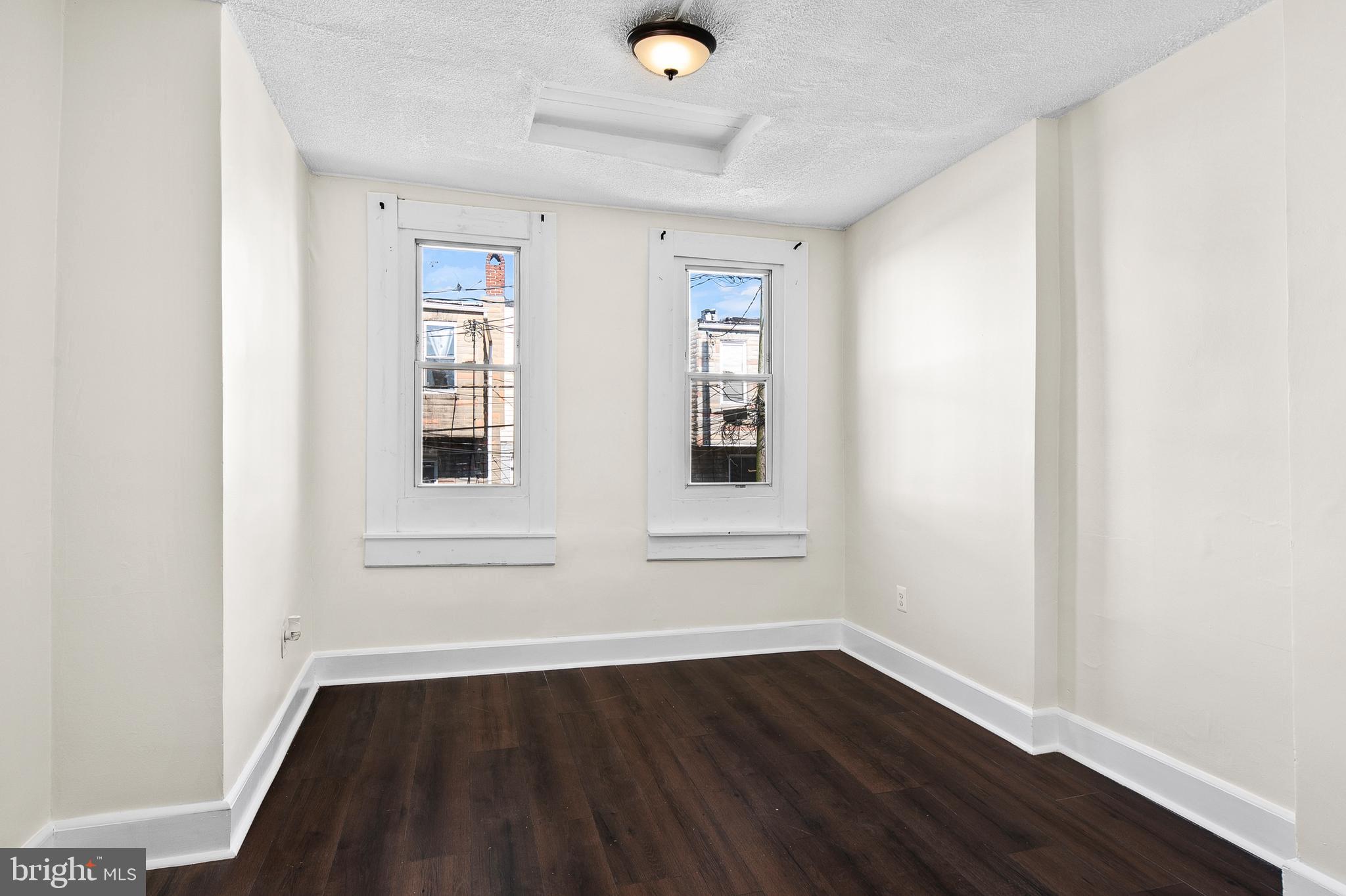 MADISON EASTEND - Residential