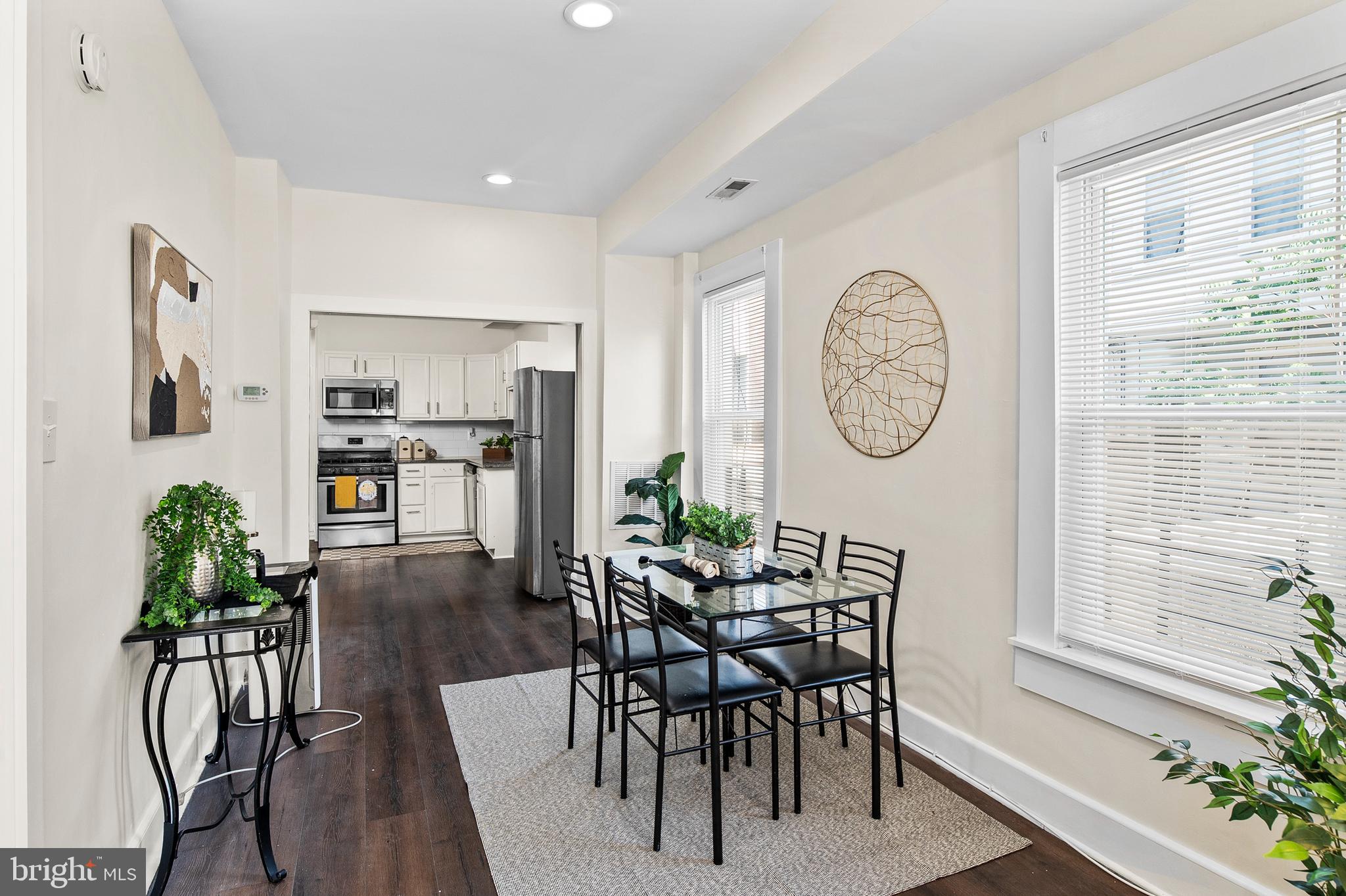 MADISON EASTEND - Residential