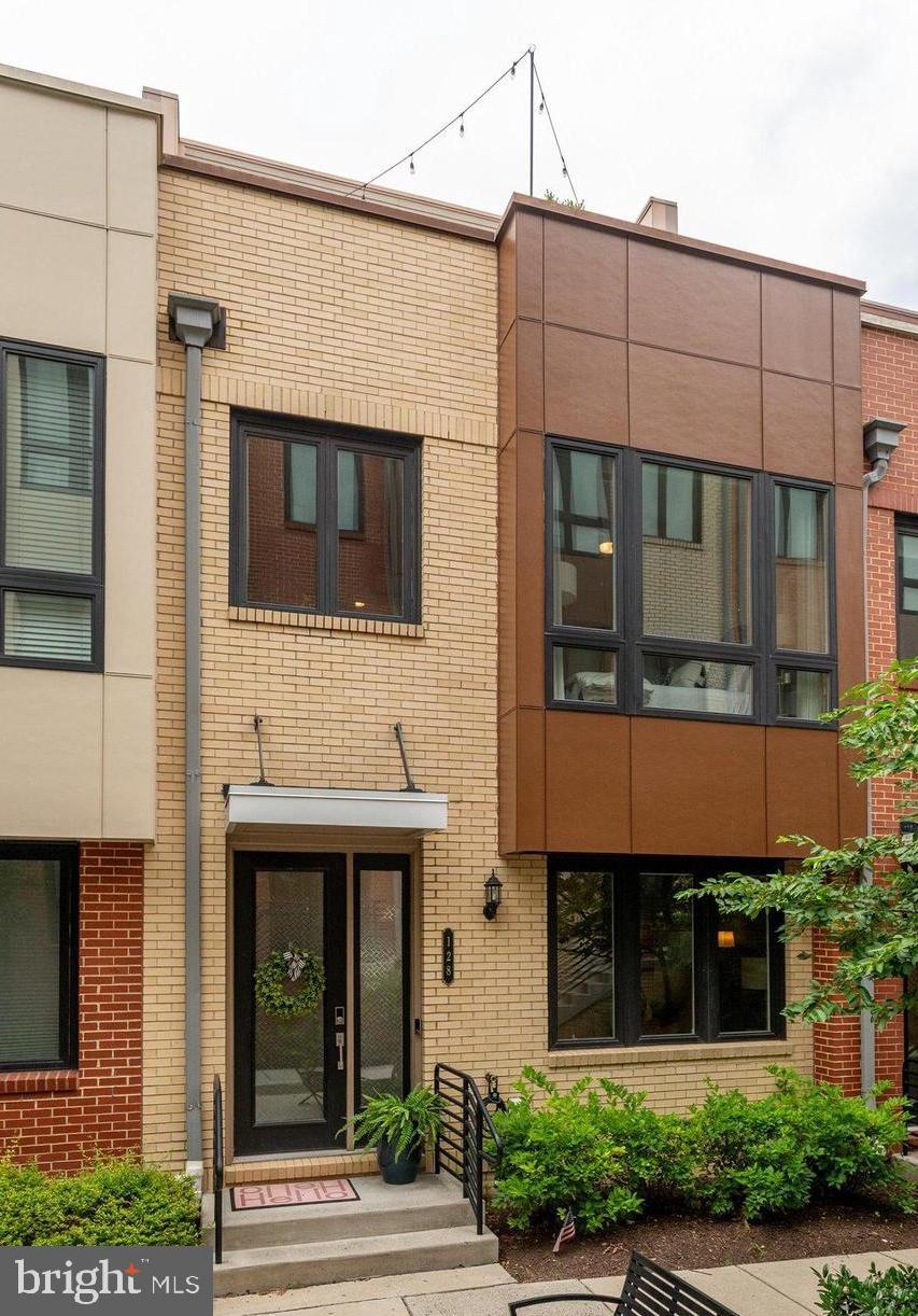128 CAMBRIA WALK