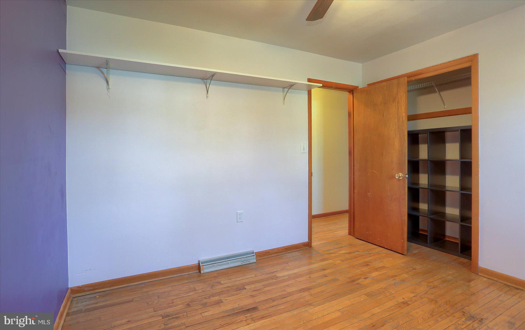 TWIN OAKS - Residential