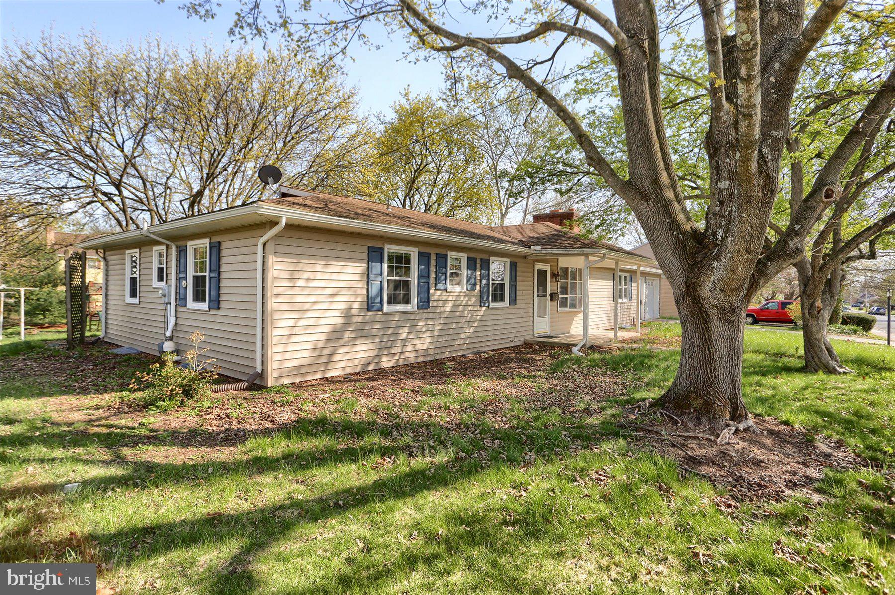 TWIN OAKS - Residential