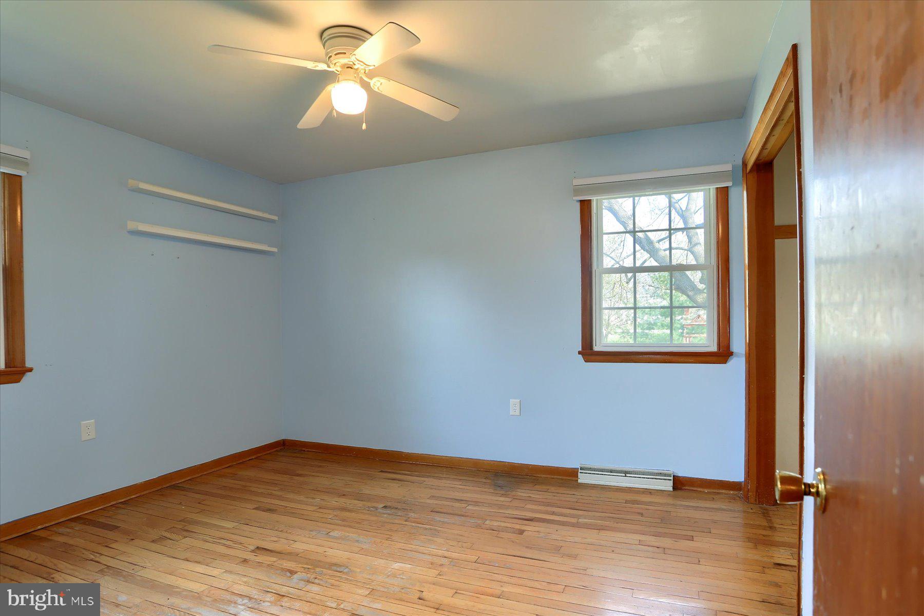 TWIN OAKS - Residential