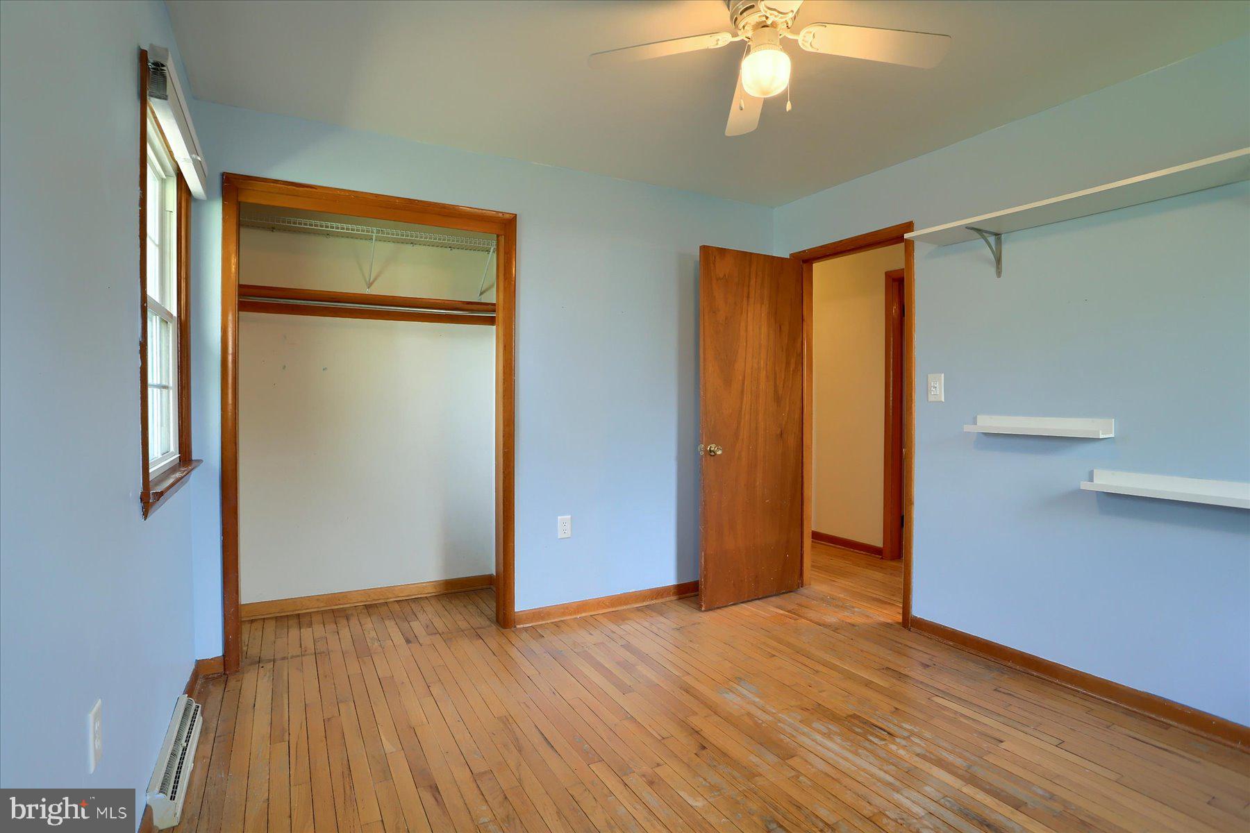 TWIN OAKS - Residential