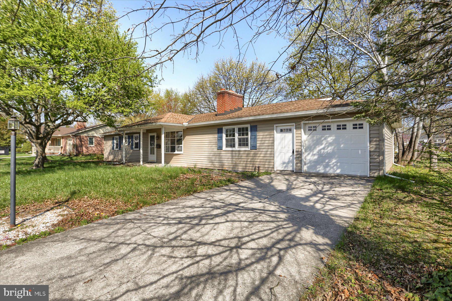 TWIN OAKS - Residential