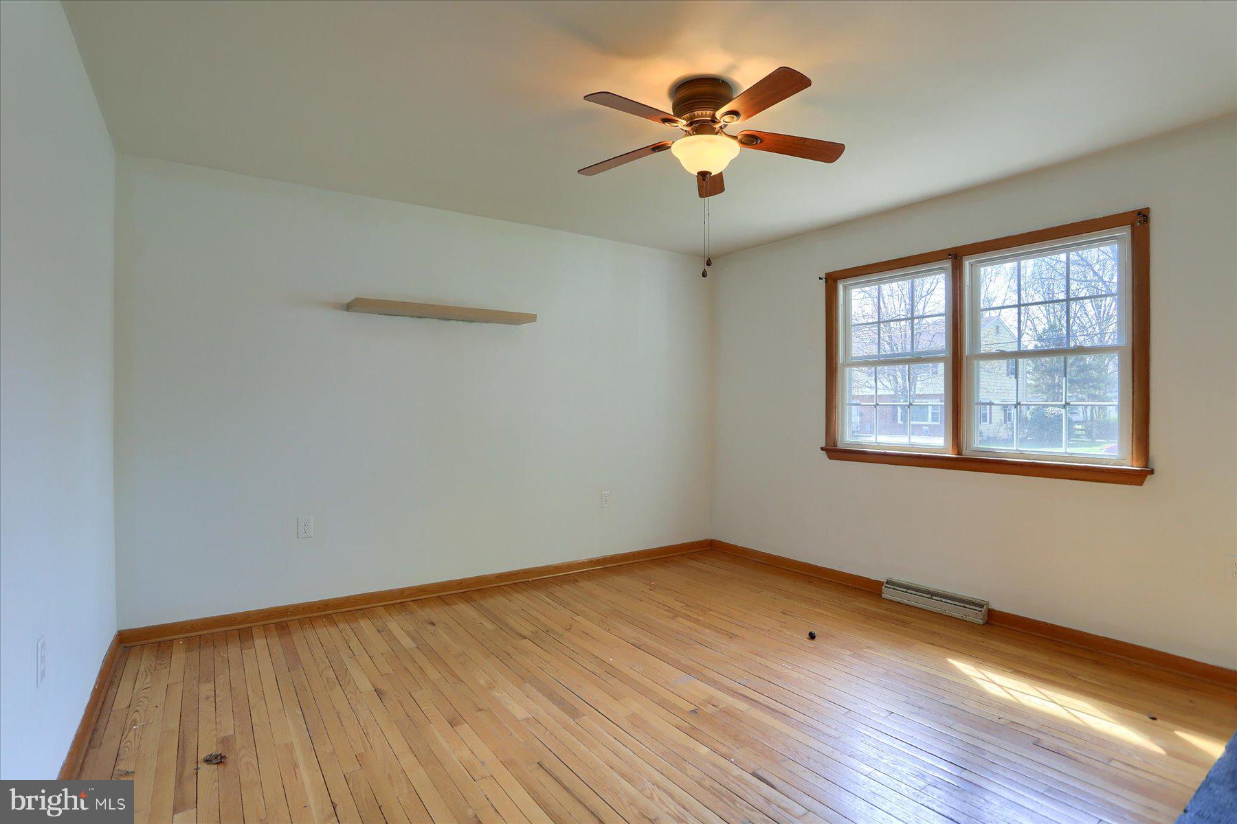 TWIN OAKS - Residential