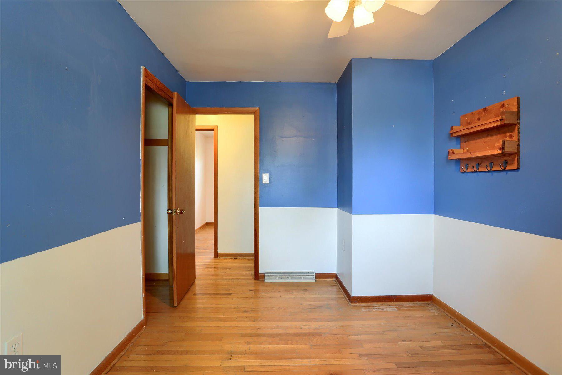 TWIN OAKS - Residential