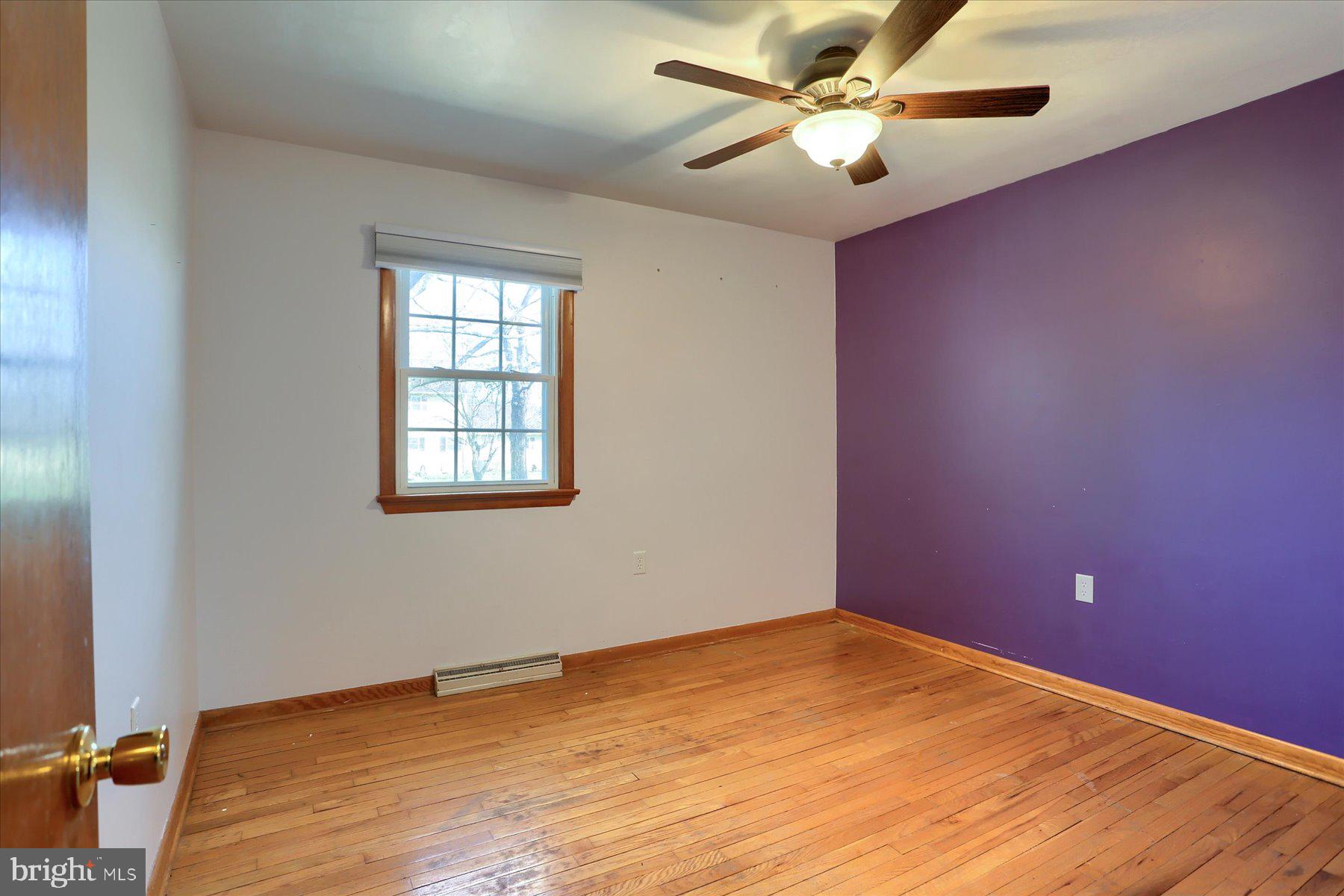 TWIN OAKS - Residential