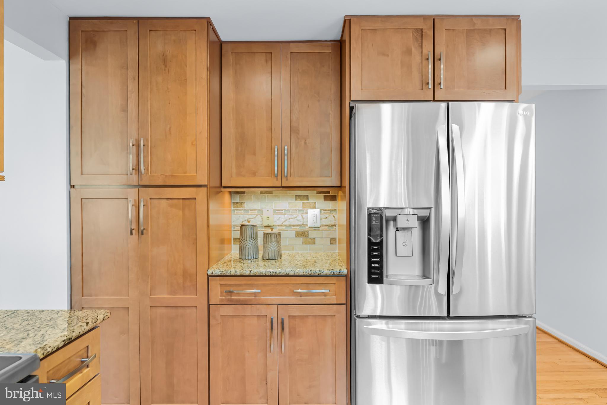 SENECA CHASE - Residential