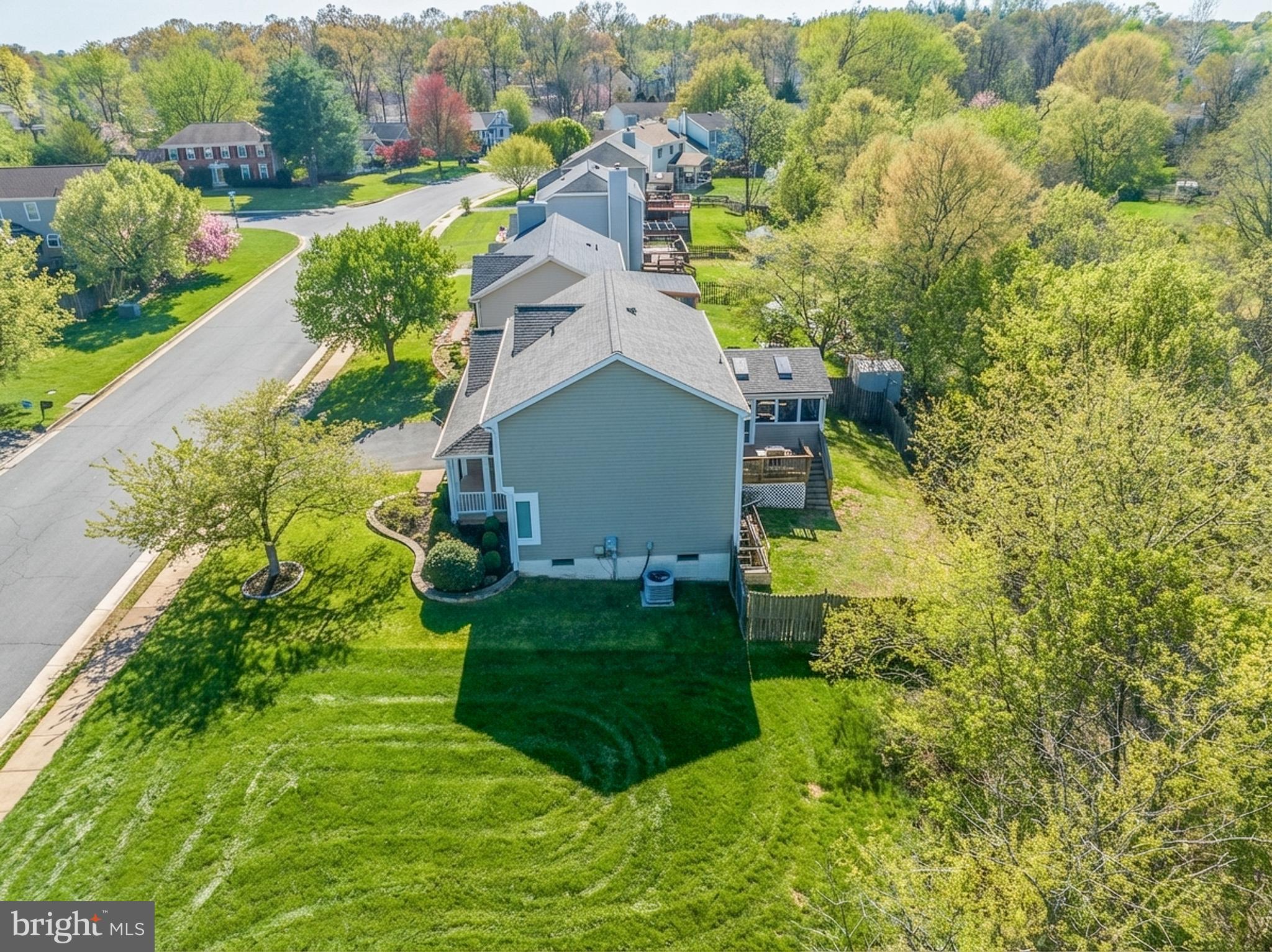 SENECA CHASE - Residential