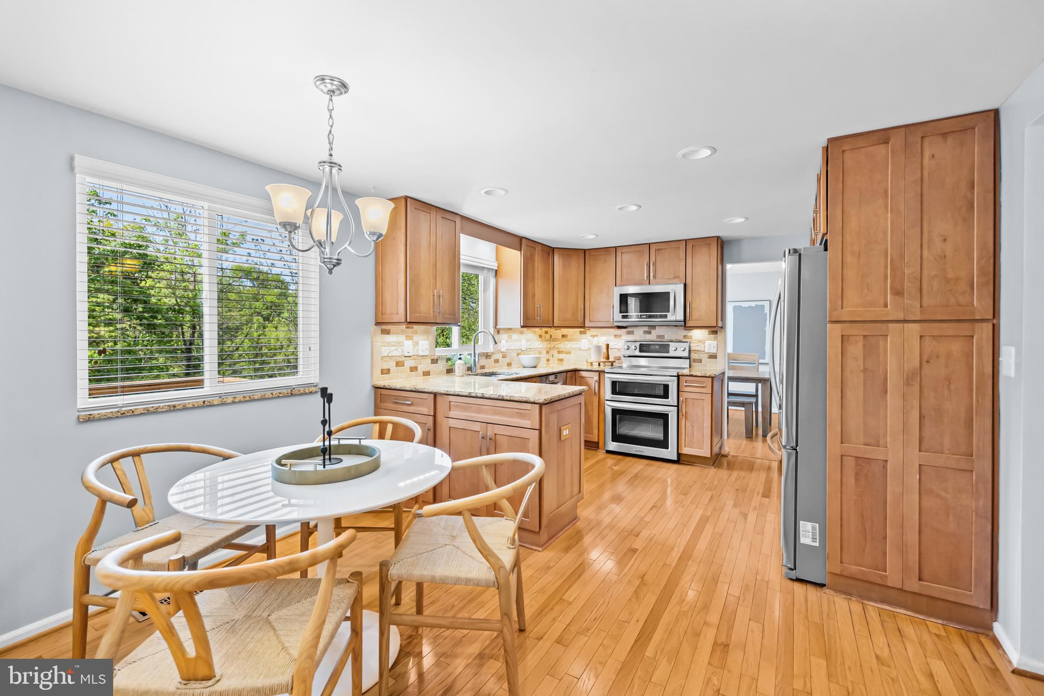 SENECA CHASE - Residential